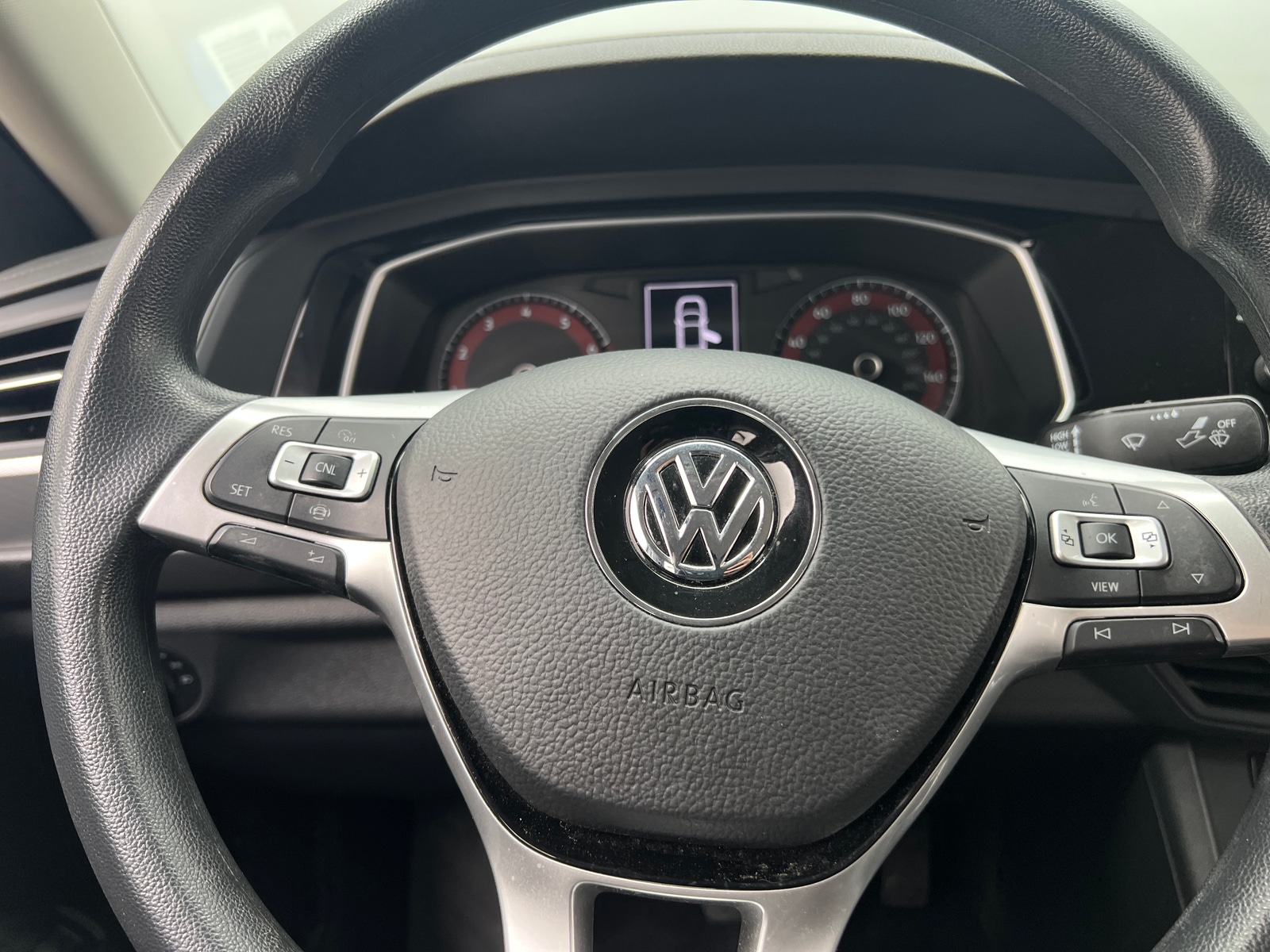 Thumbnail: 2019 Volkswagen Jetta - 5