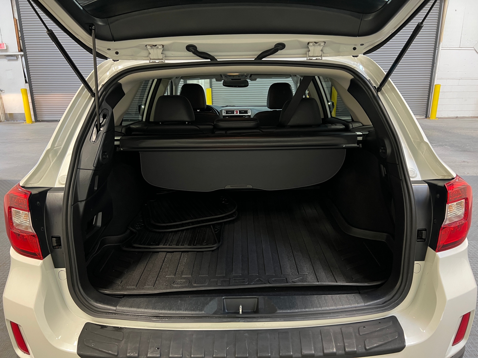 Thumbnail: 2016 Subaru Outback - 7