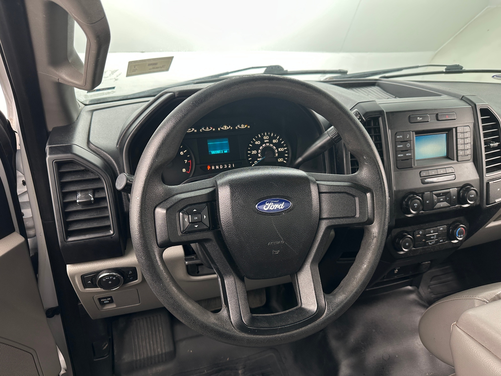 Thumbnail: 2016 Ford Econoline - 4