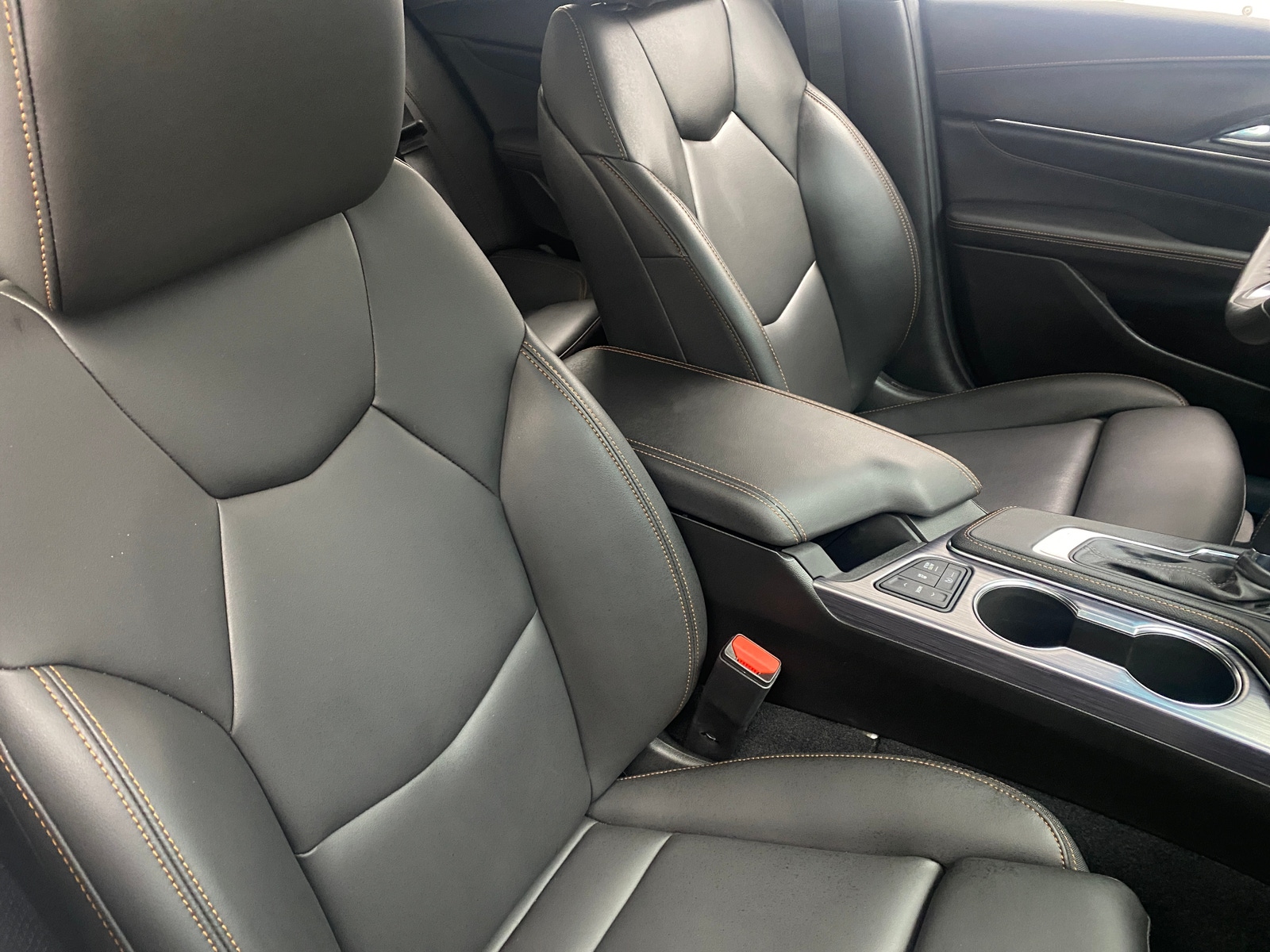 Thumbnail: 2025 Cadillac CT4 - 2