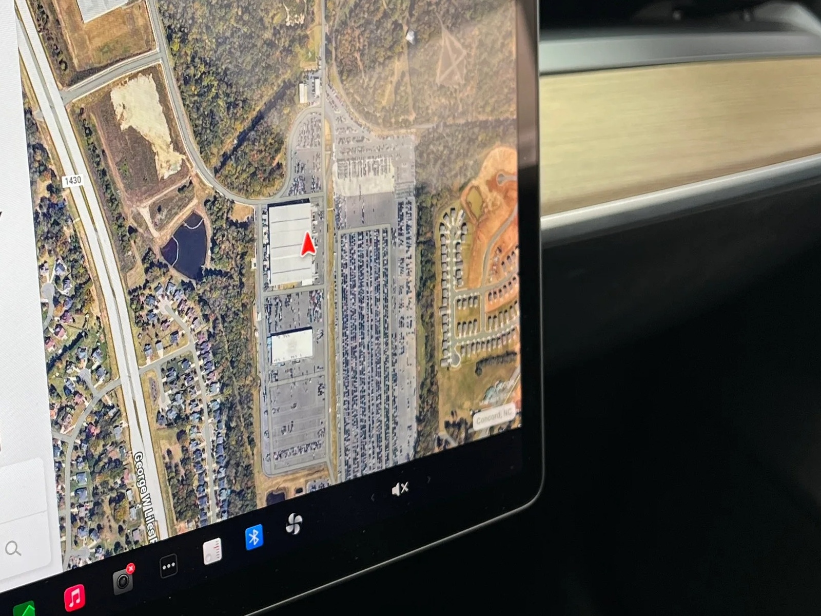 Thumbnail: 2019 Tesla Model 3 - 3