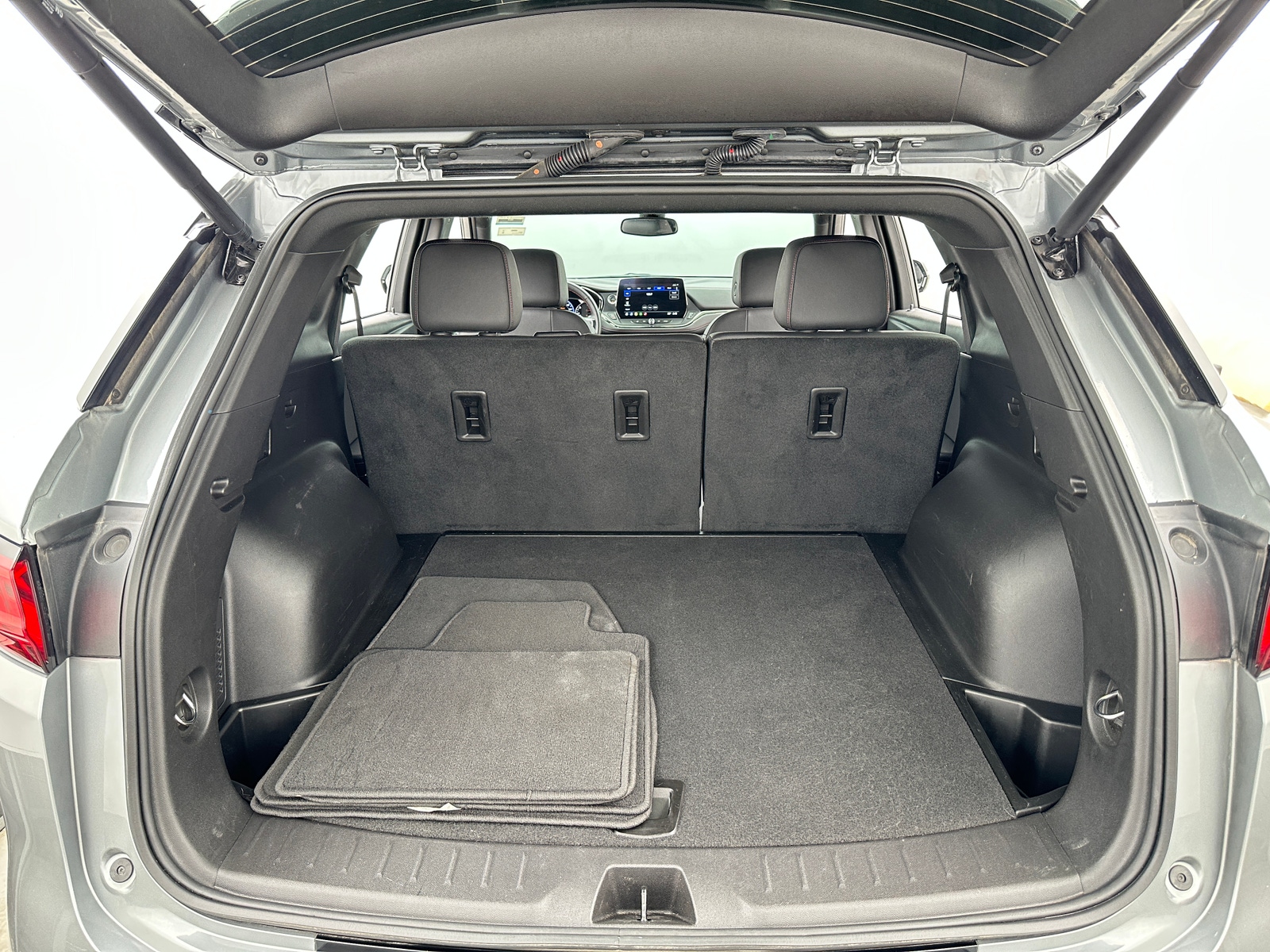 Thumbnail: 2025 Chevrolet Blazer - 6