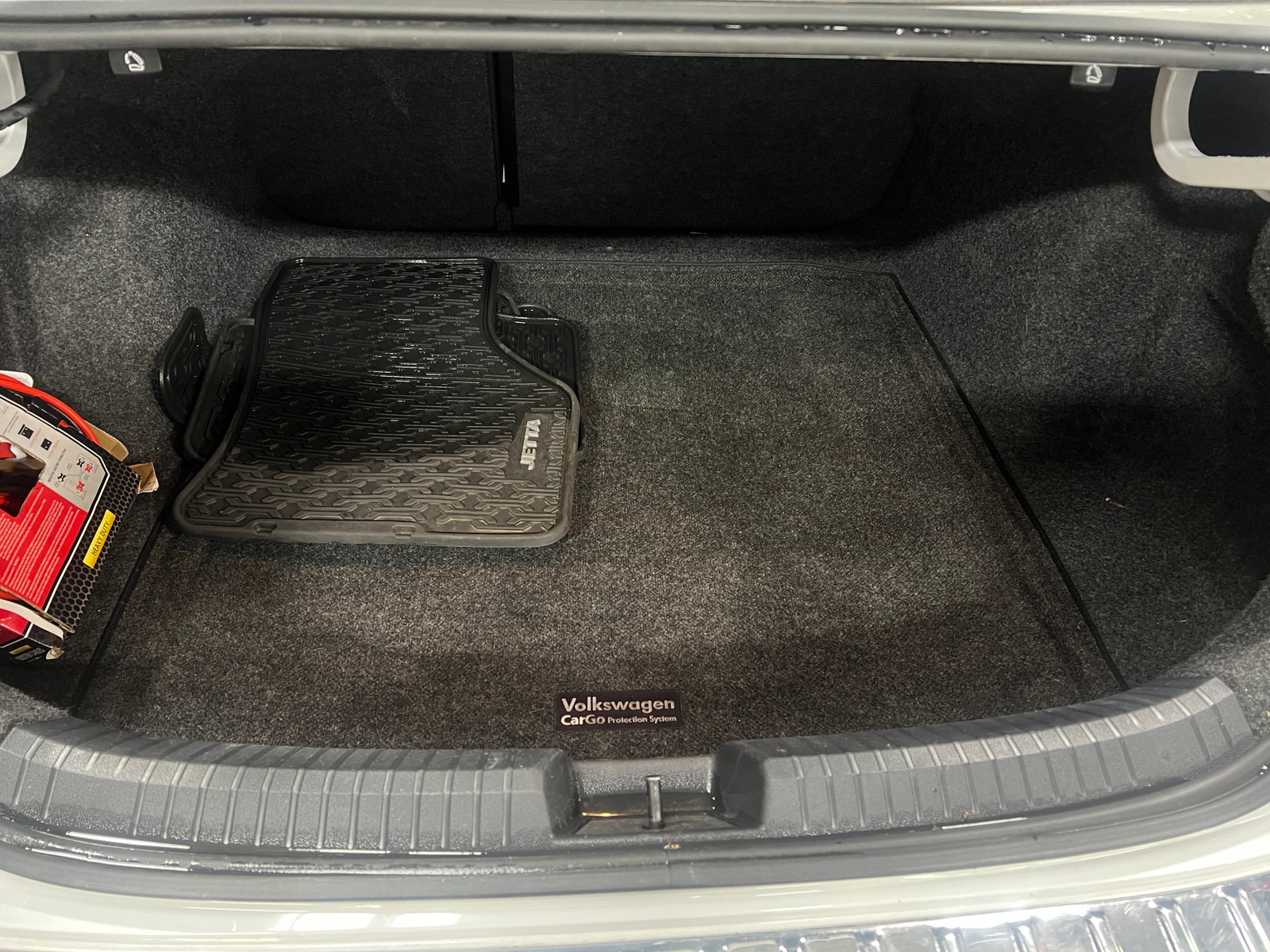 Thumbnail: 2019 Volkswagen Jetta - 6