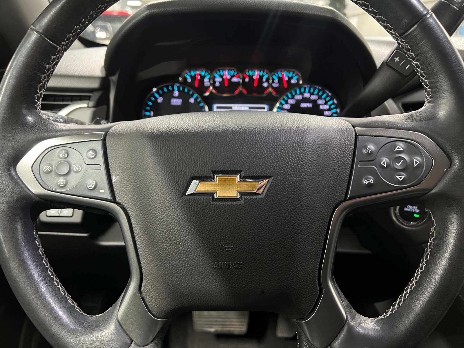 Thumbnail: 2020 Chevrolet Suburban - 4