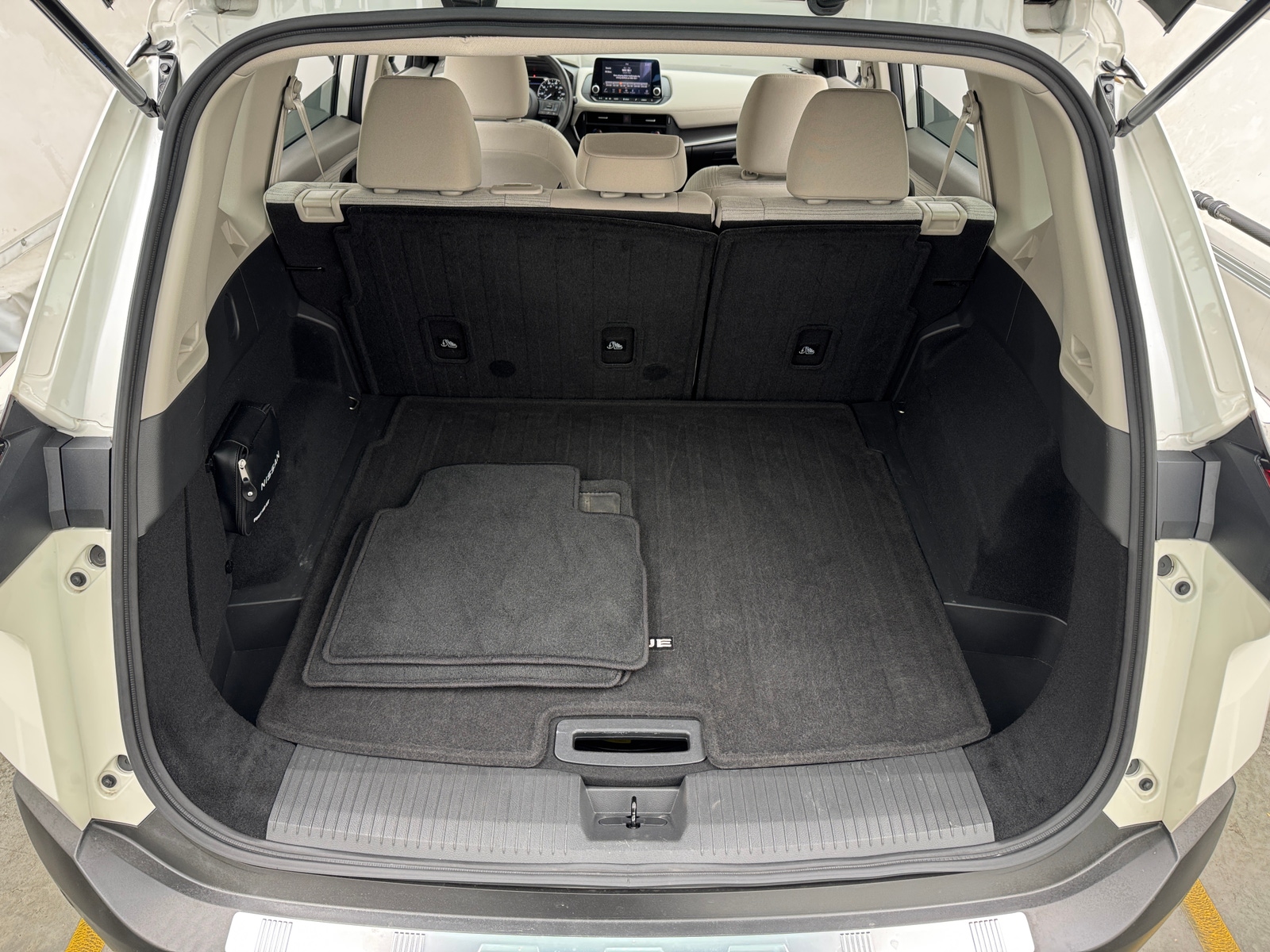 Thumbnail: 2023 Nissan Rogue - 7