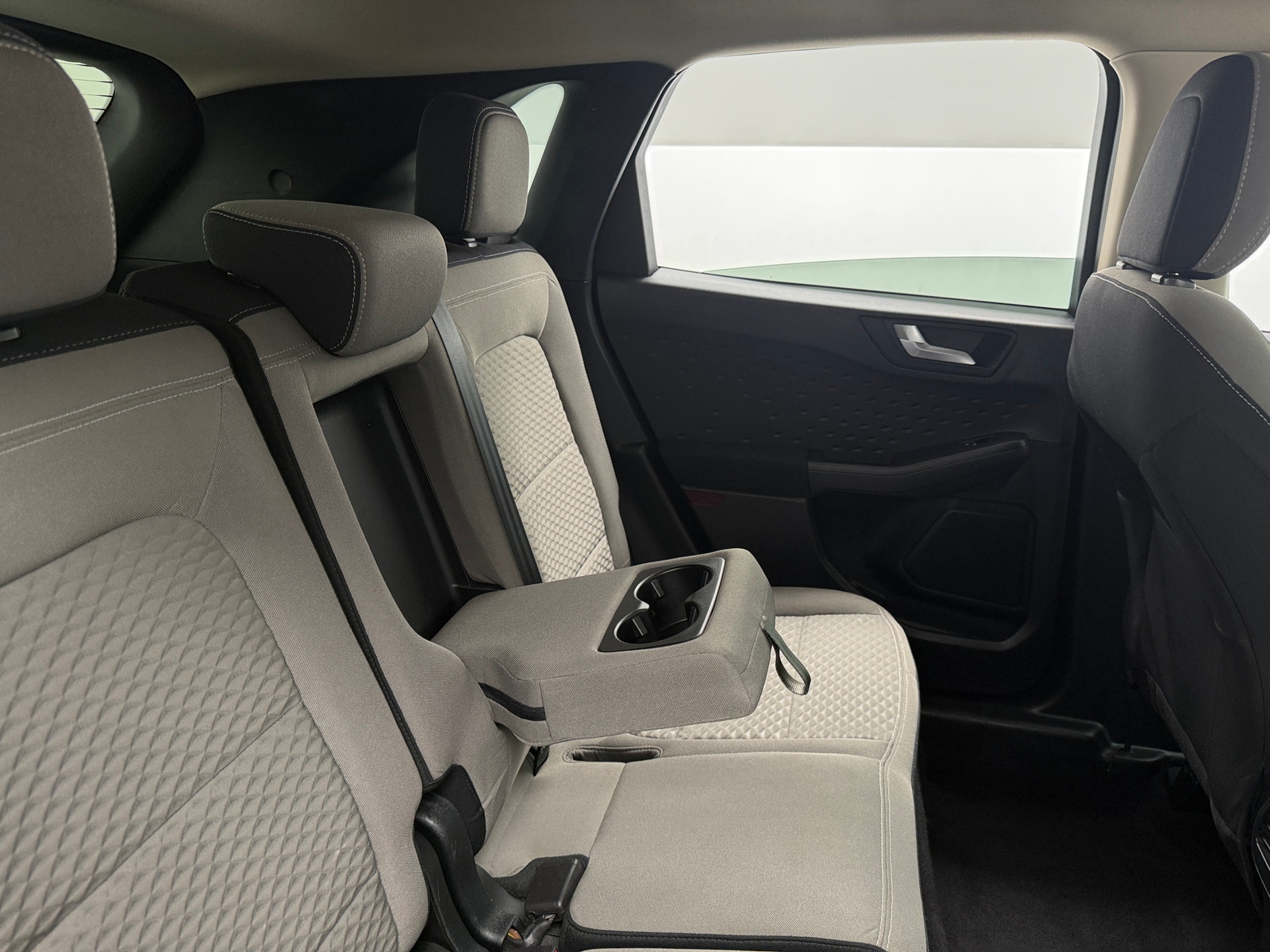 Thumbnail: 2020 Ford Escape - 6