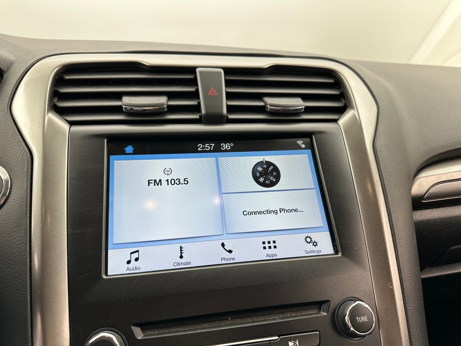 Thumbnail: 2017 Ford Fusion - 4