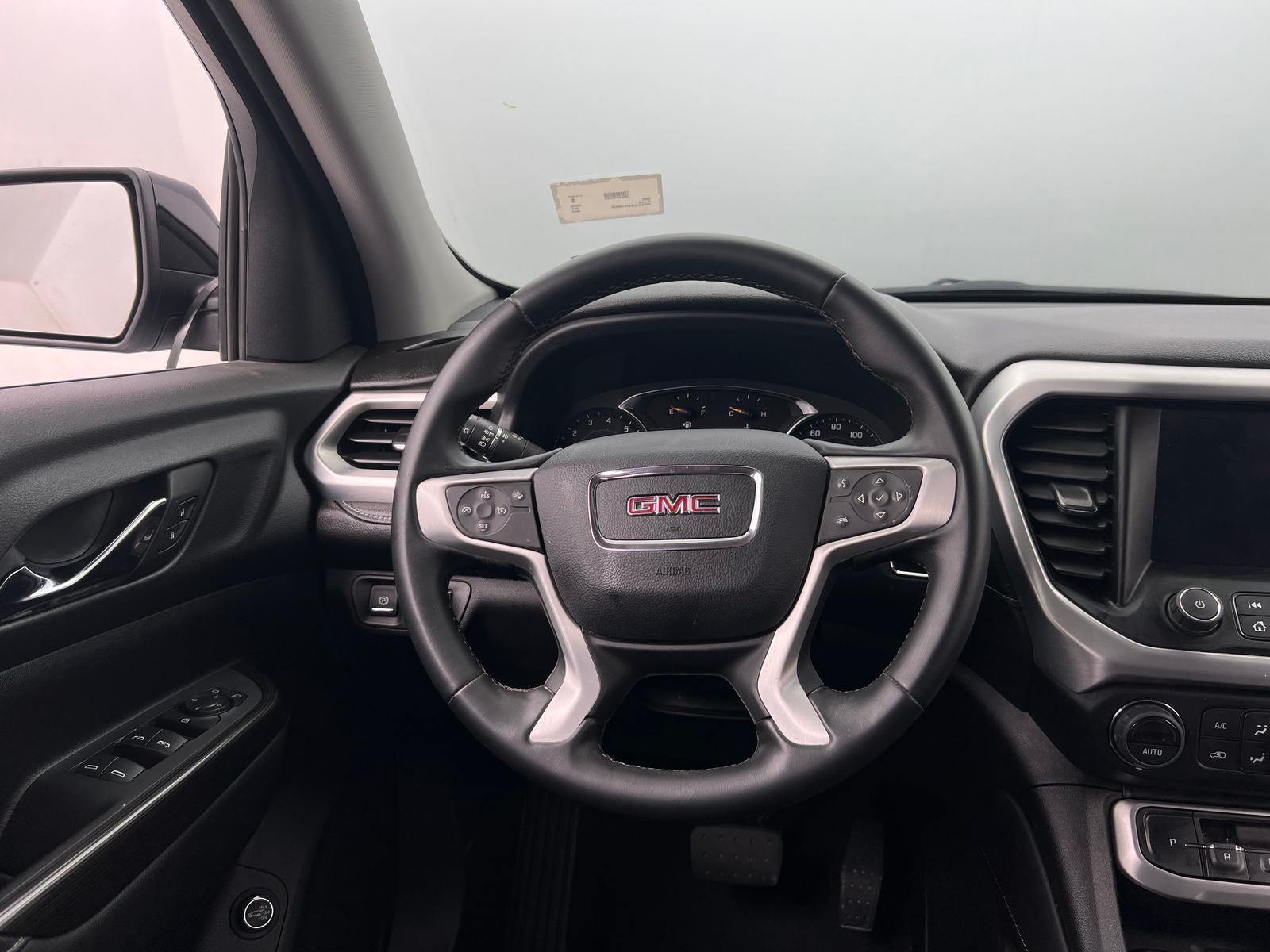 Thumbnail: 2023 GMC Acadia - 4