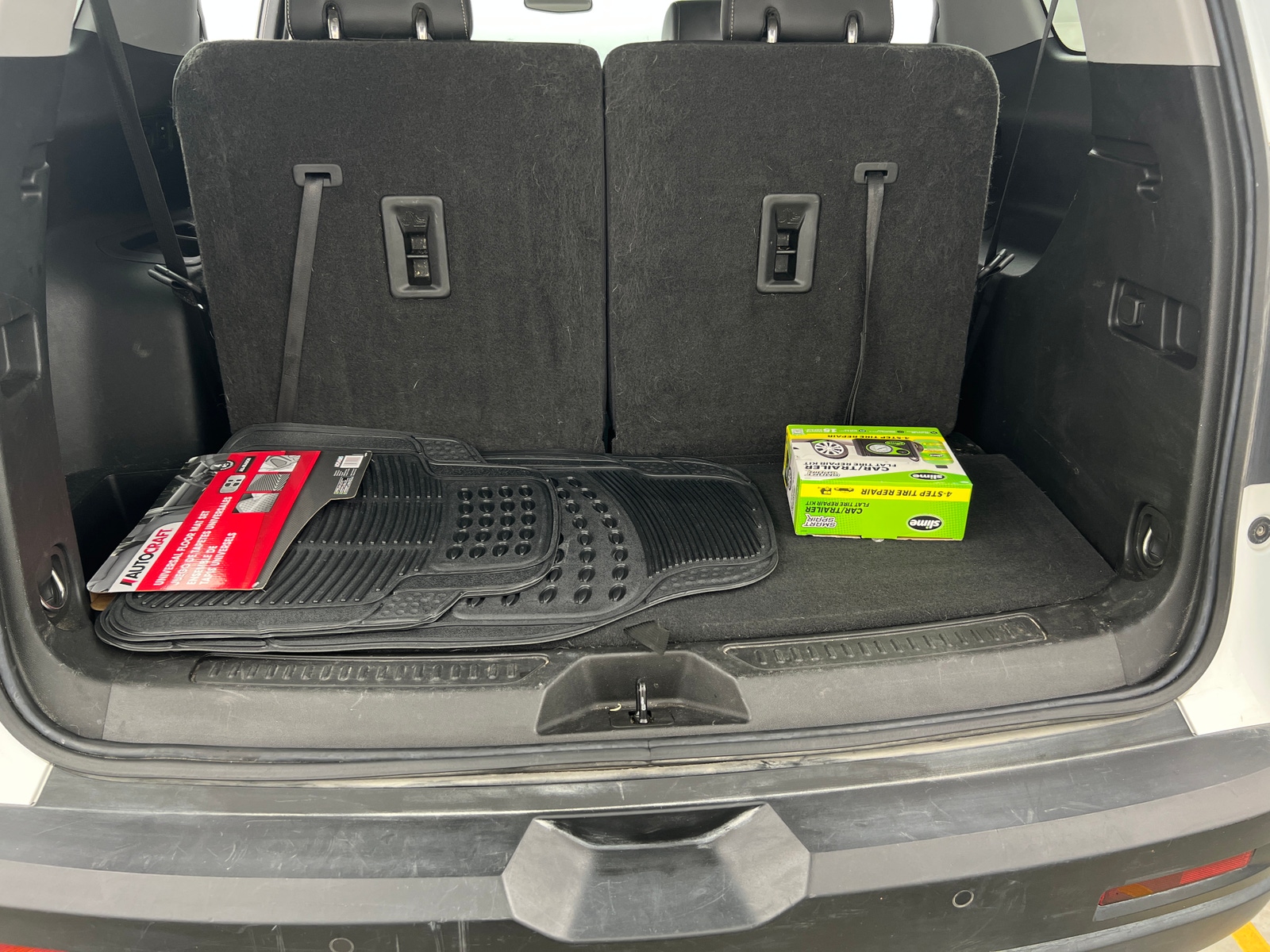 Thumbnail: 2023 GMC Acadia - 6