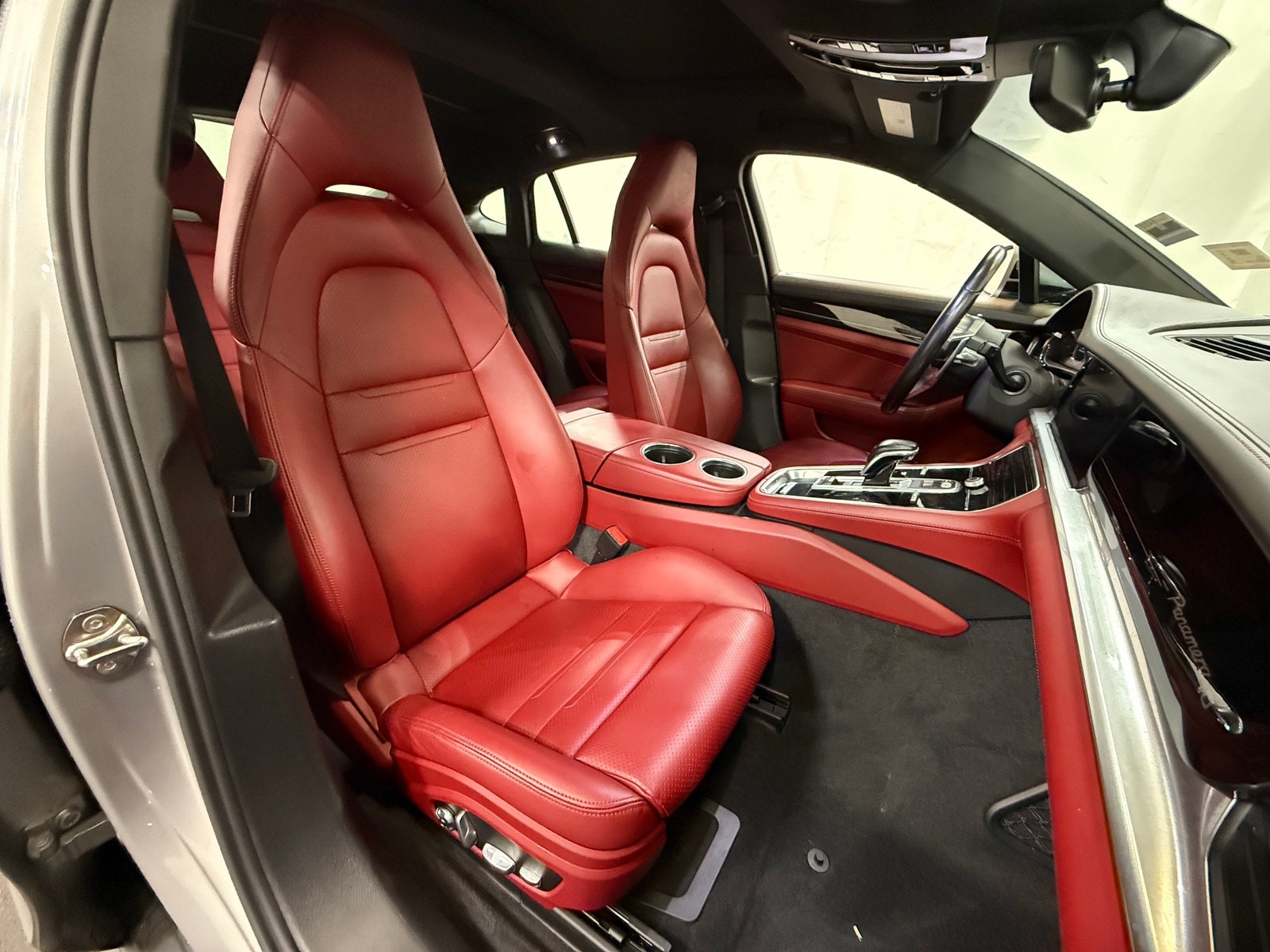 Thumbnail: 2020 Porsche Panamera - 2