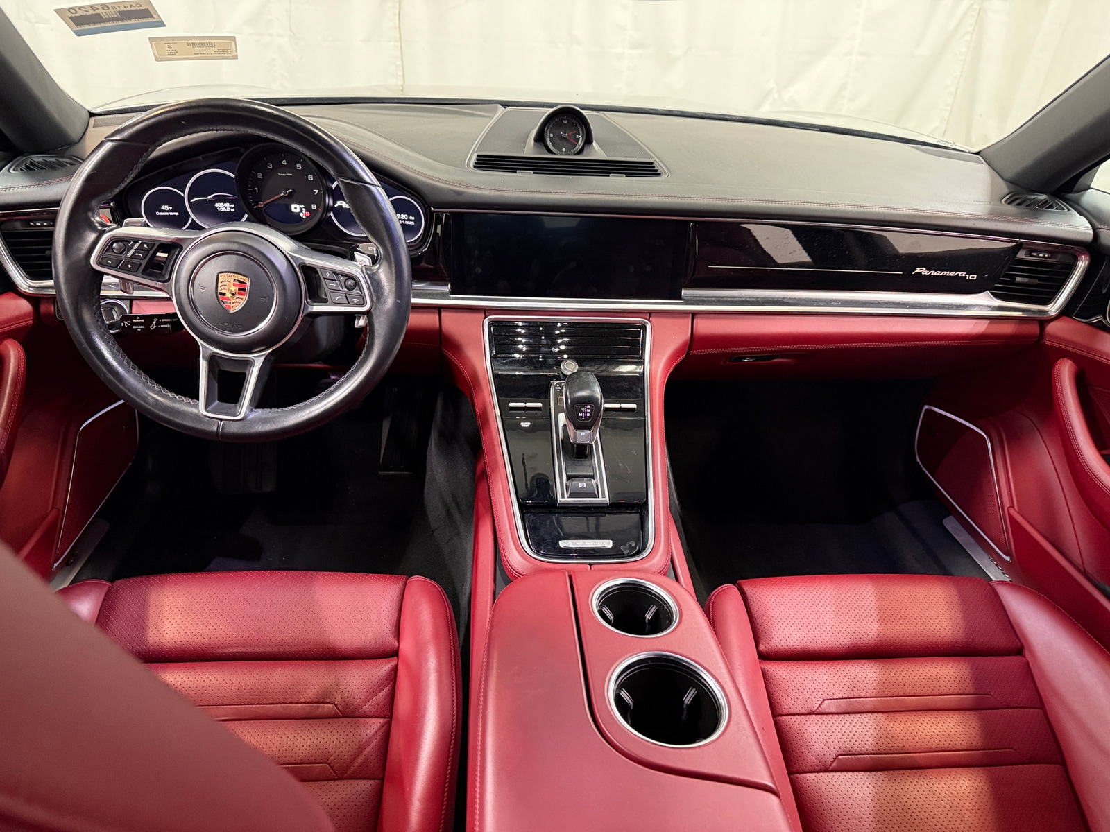 Thumbnail: 2020 Porsche Panamera - 3