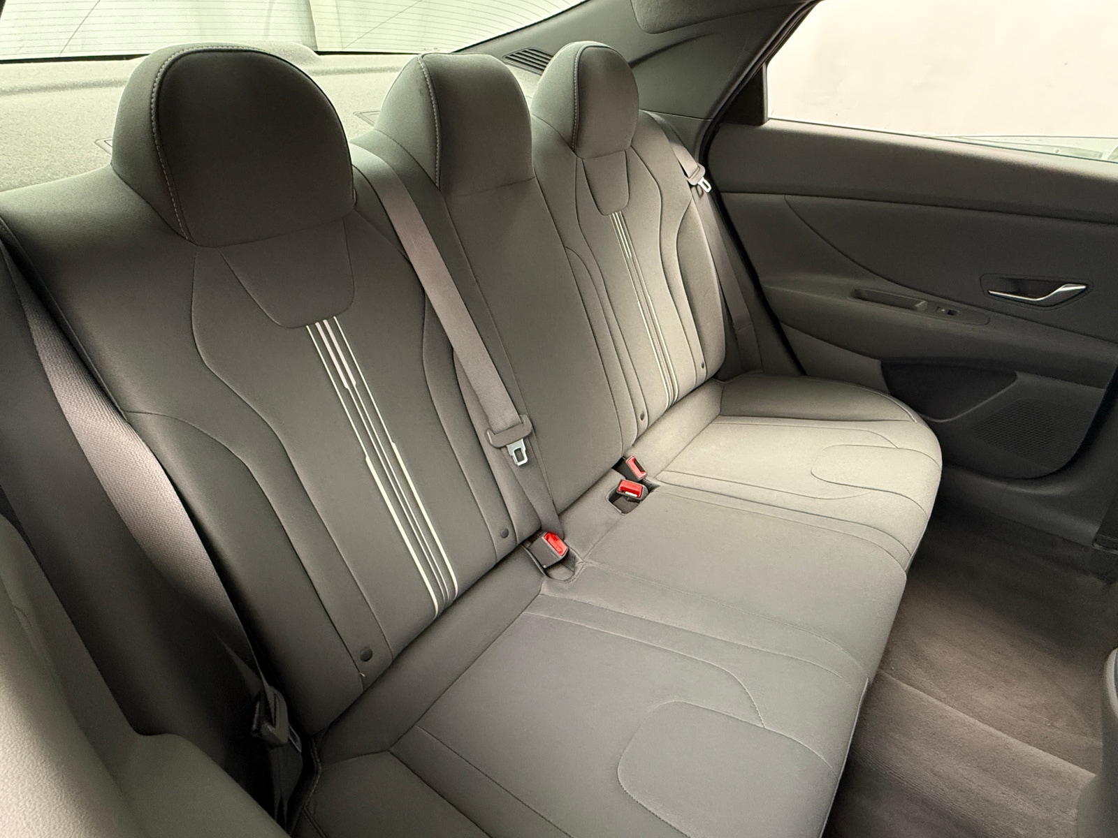 Thumbnail: 2021 Hyundai Elantra - 6