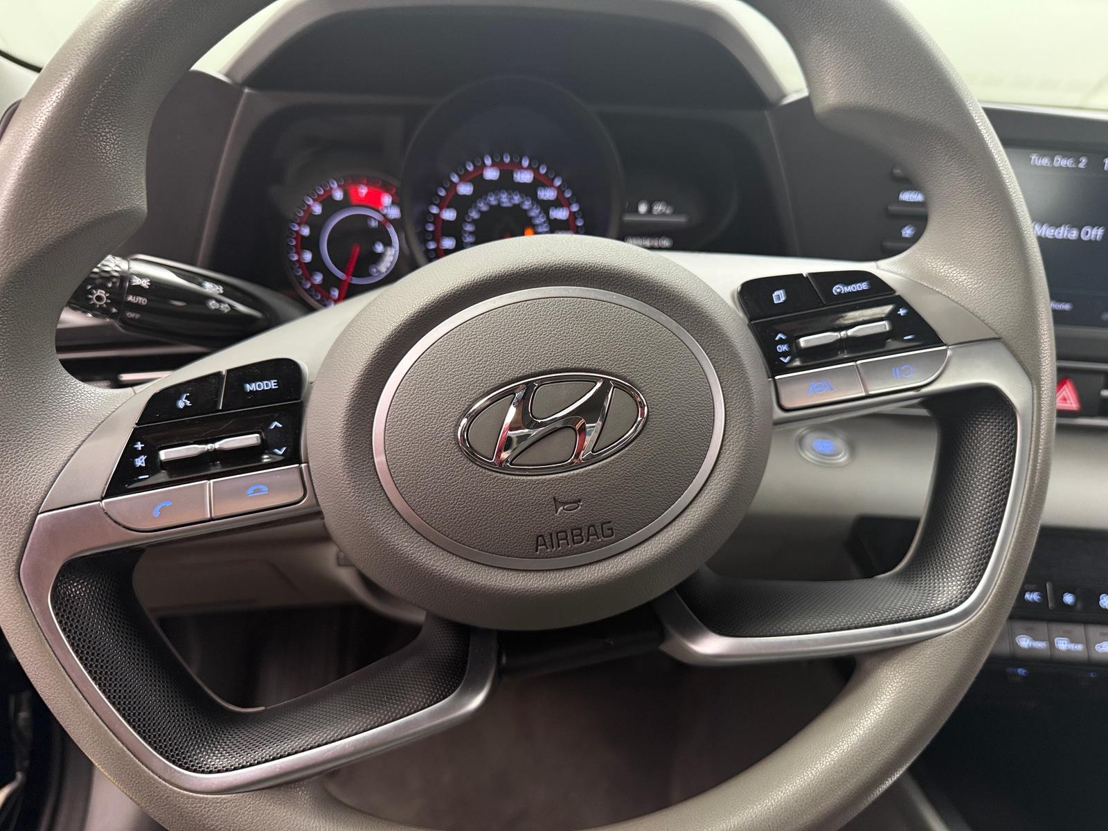 Thumbnail: 2021 Hyundai Elantra - 5