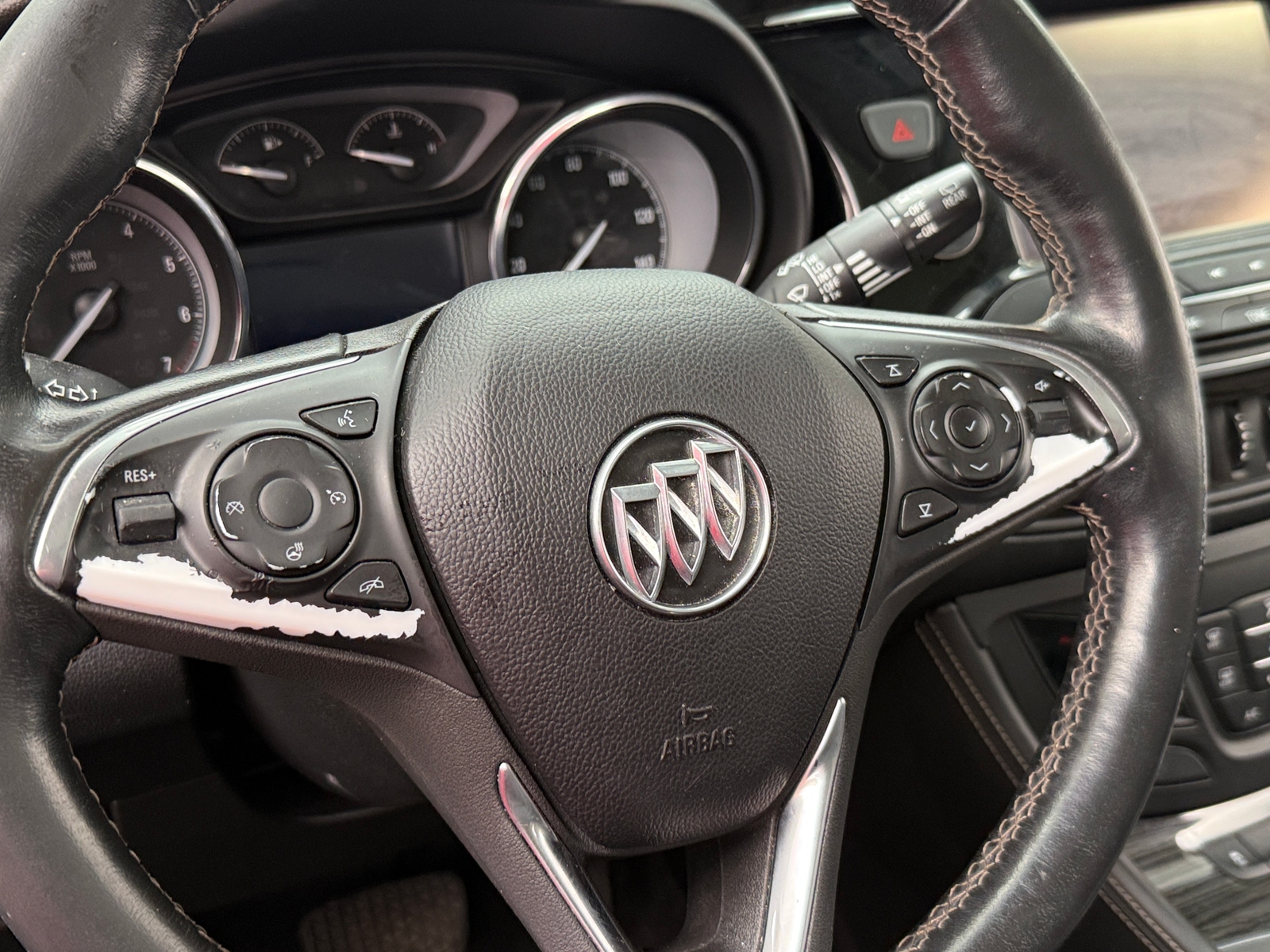 Thumbnail: 2018 Buick Envision - 4