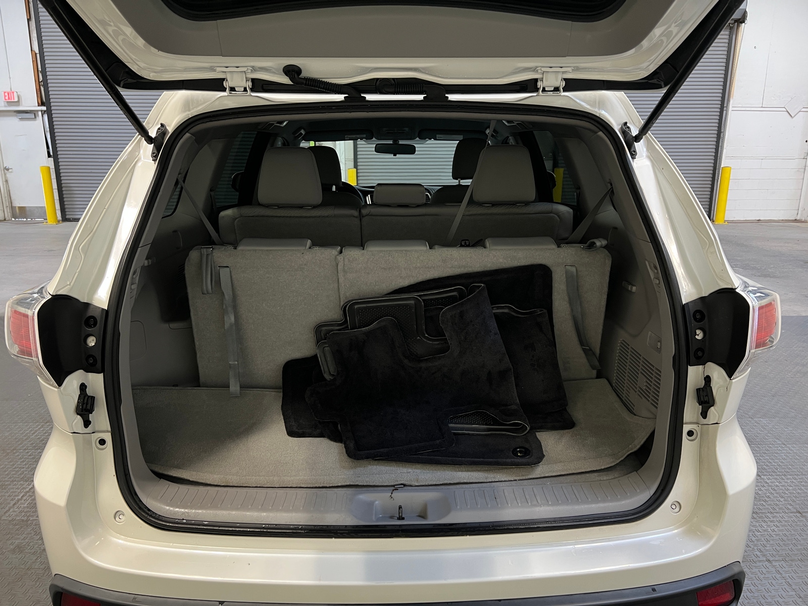 Thumbnail: 2016 Toyota Highlander - 7