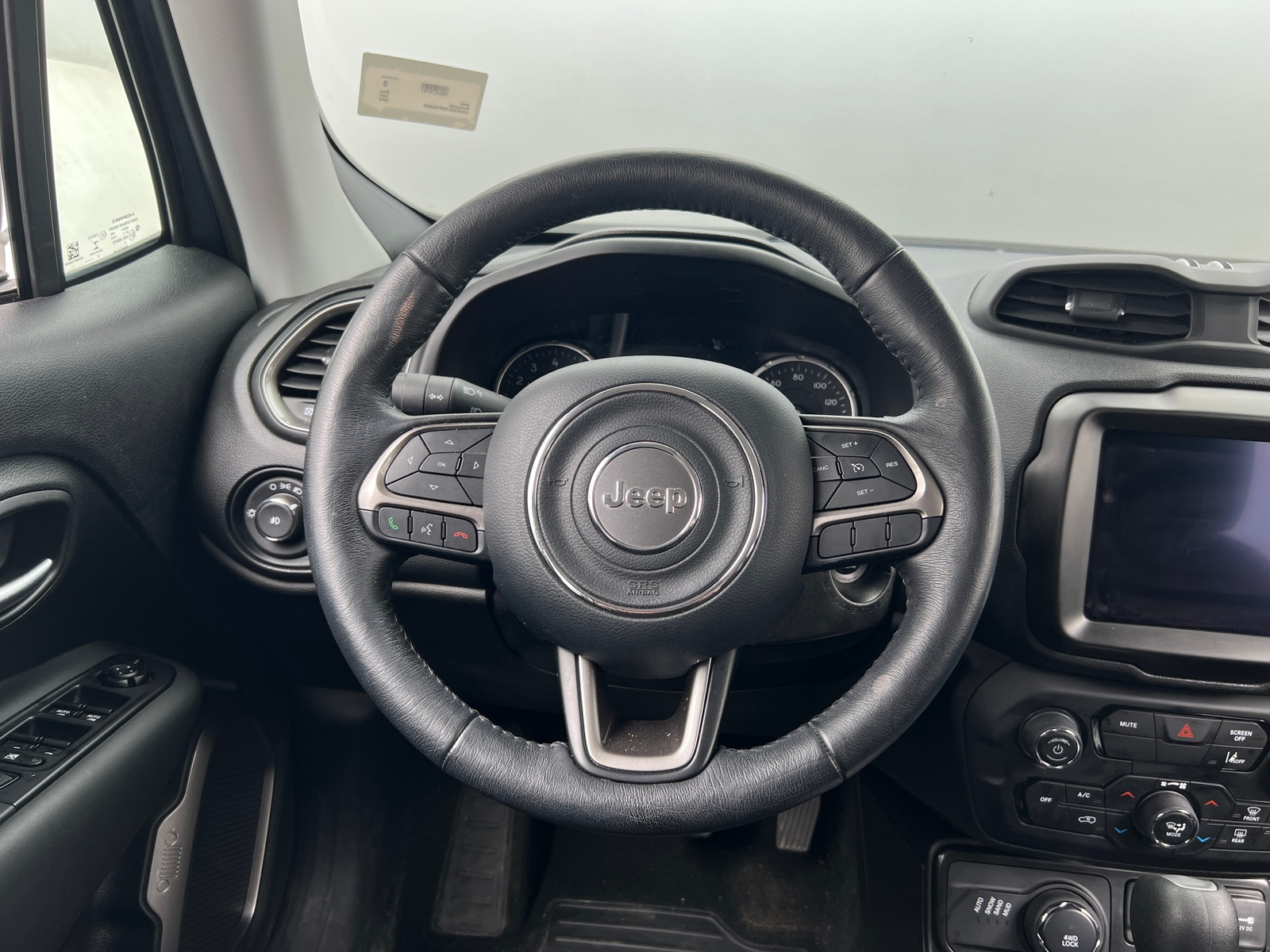 Thumbnail: 2022 Jeep Renegade - 5