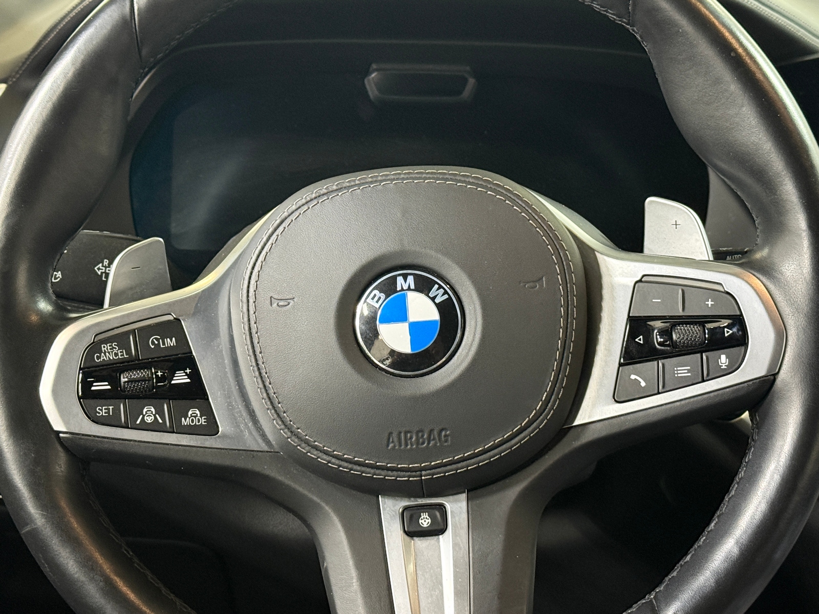 Thumbnail: 2021 BMW X7 - 4