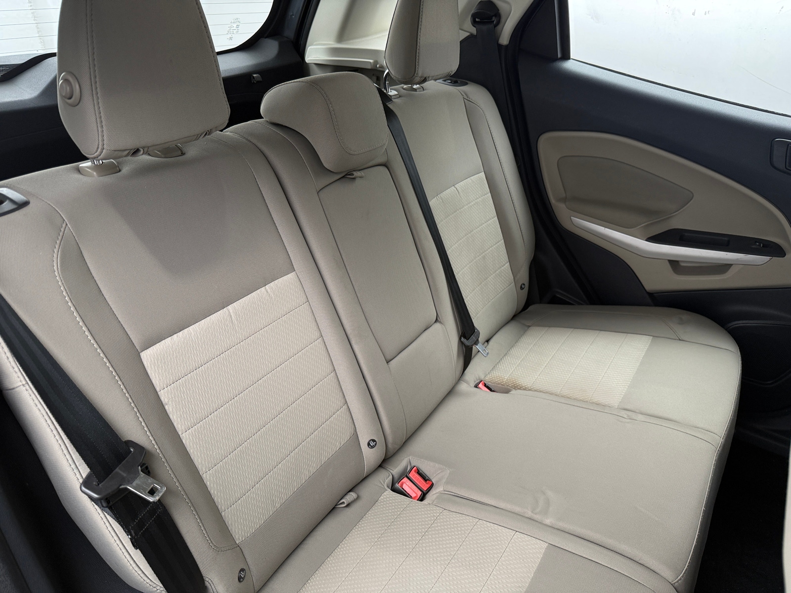 Thumbnail: 2019 Ford EcoSport - 6