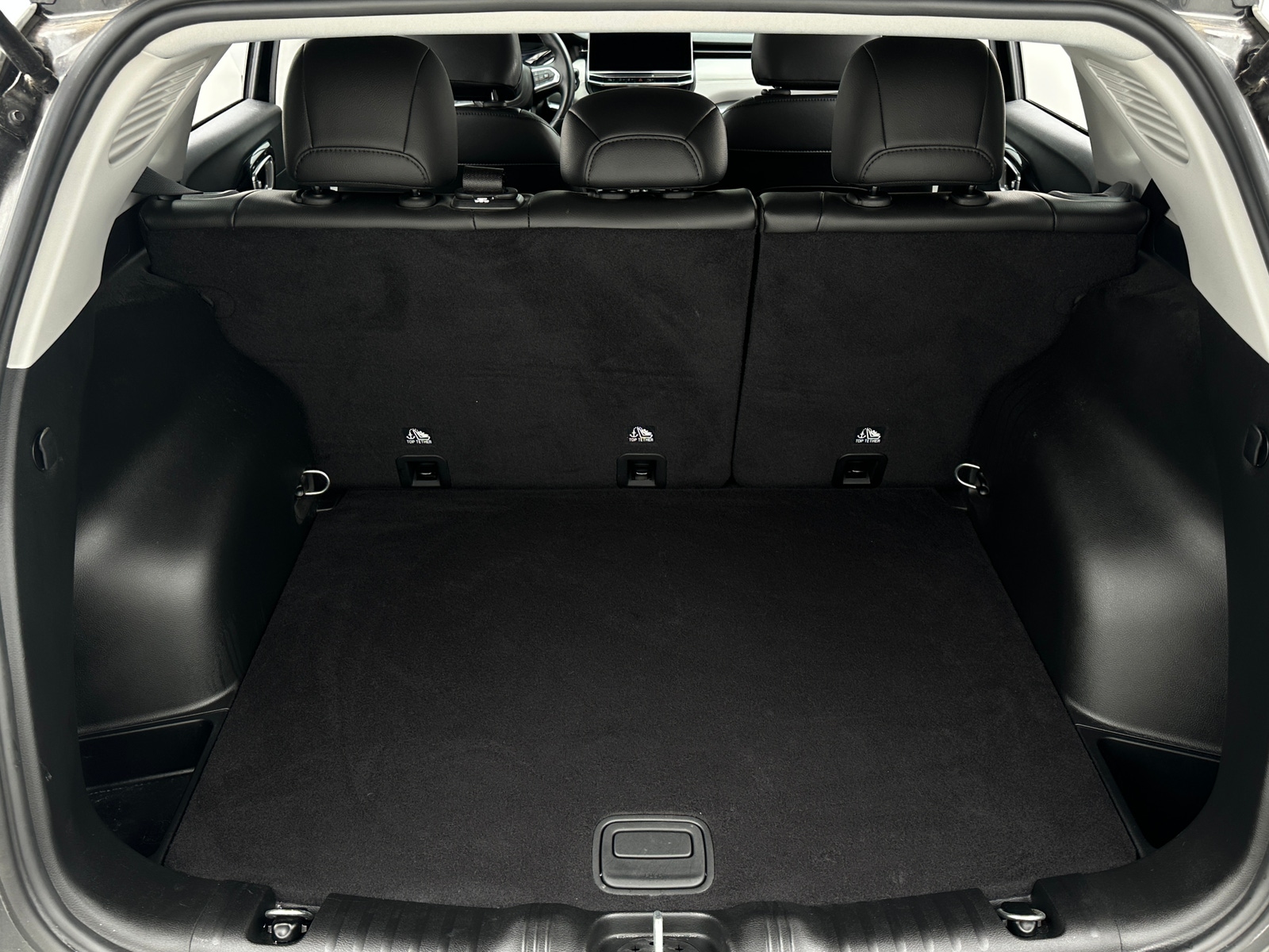 Thumbnail: 2022 Jeep Compass - 6