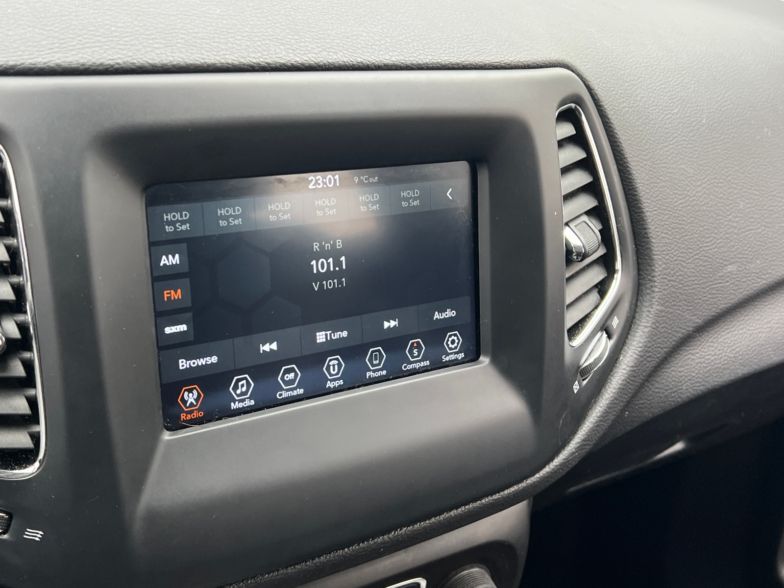 Thumbnail: 2020 Jeep Compass - 4