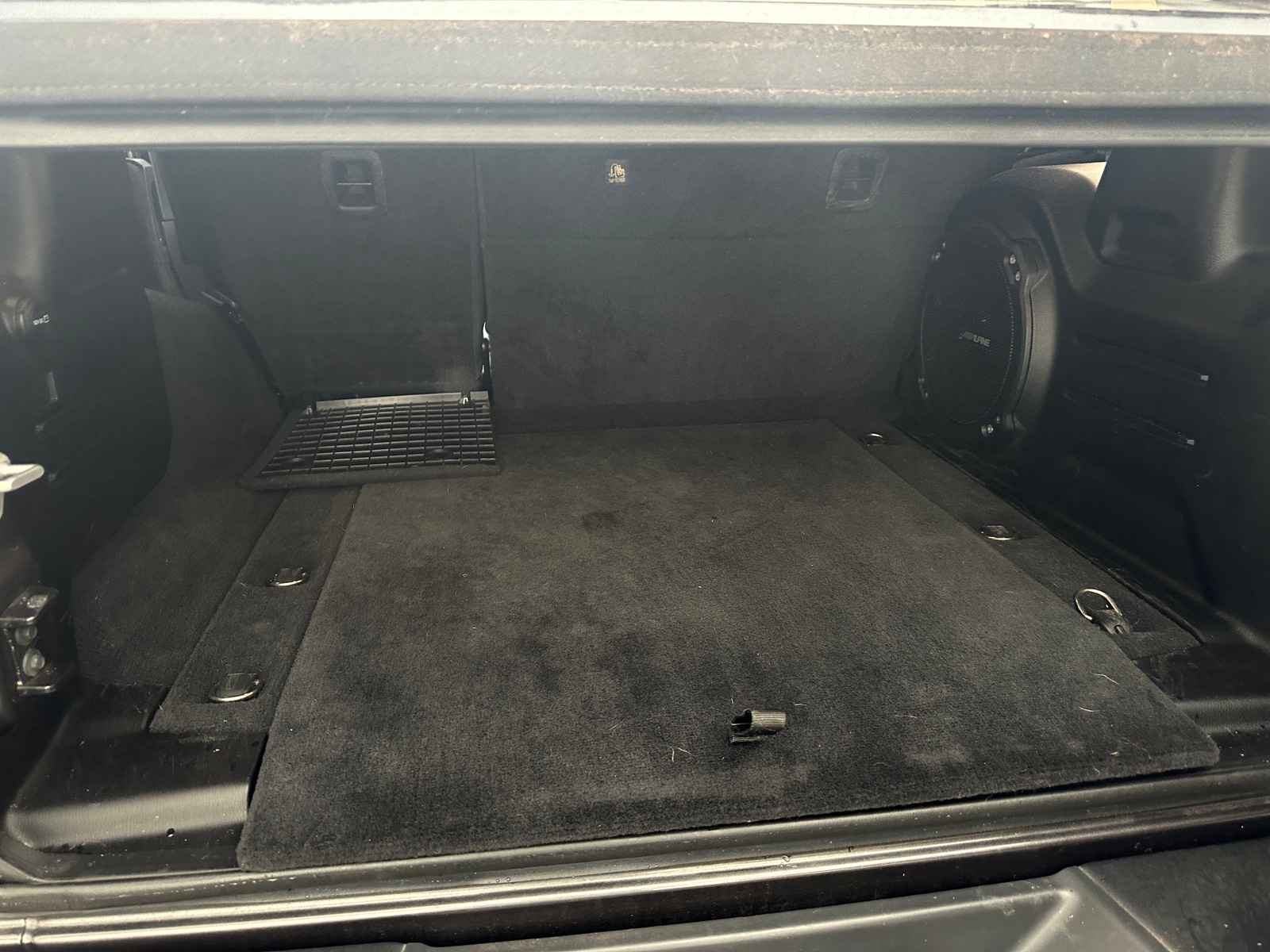 Thumbnail: 2019 Jeep Wrangler - 7