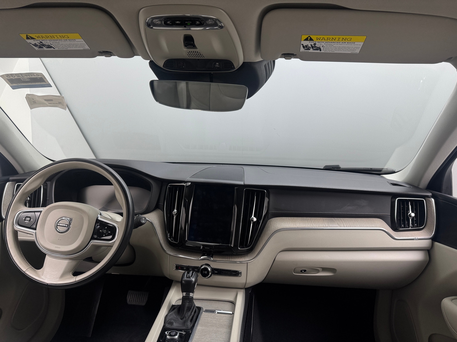 Thumbnail: 2018 Volvo XC60 - 2