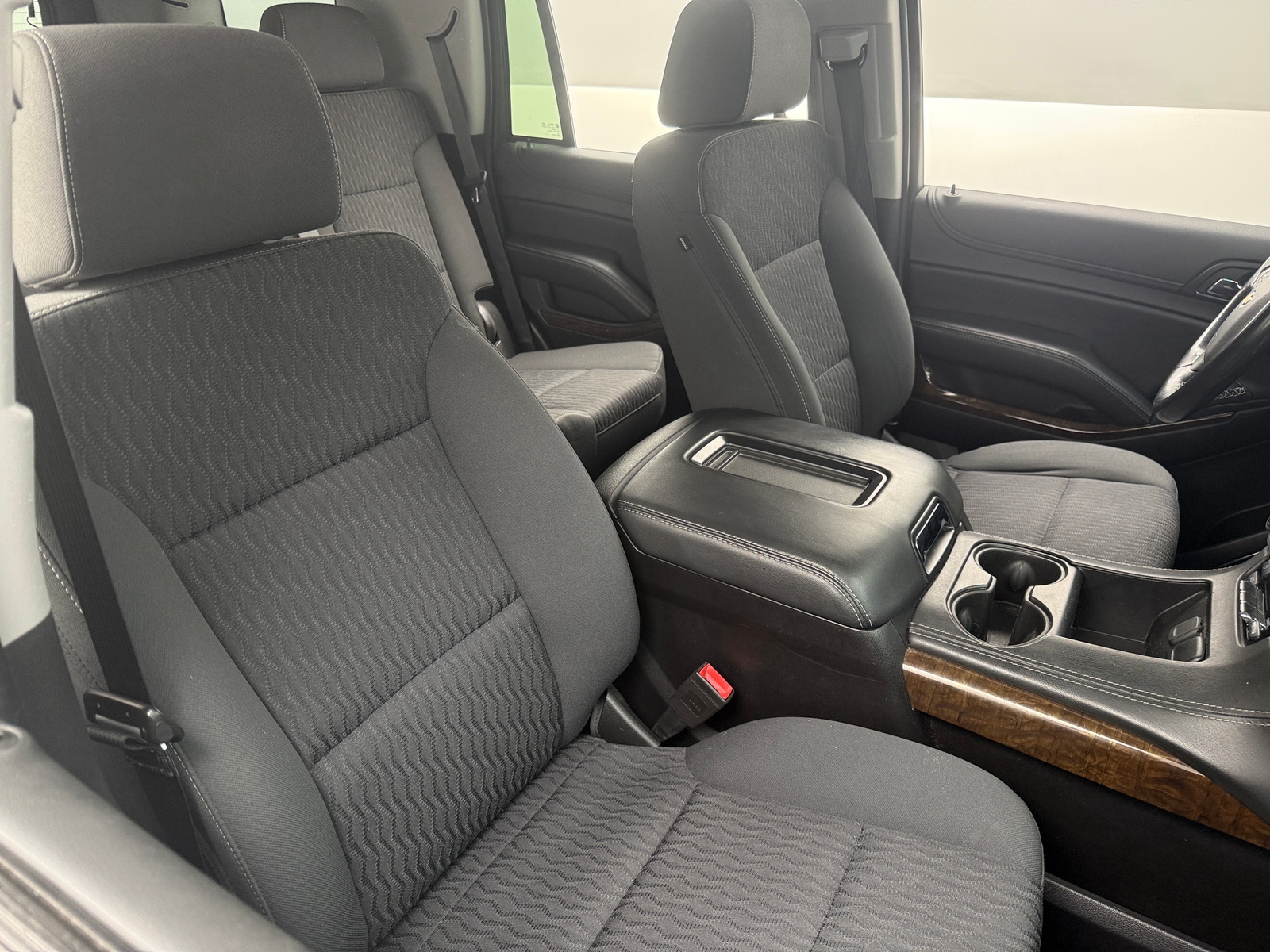 Thumbnail: 2019 Chevrolet Tahoe - 2