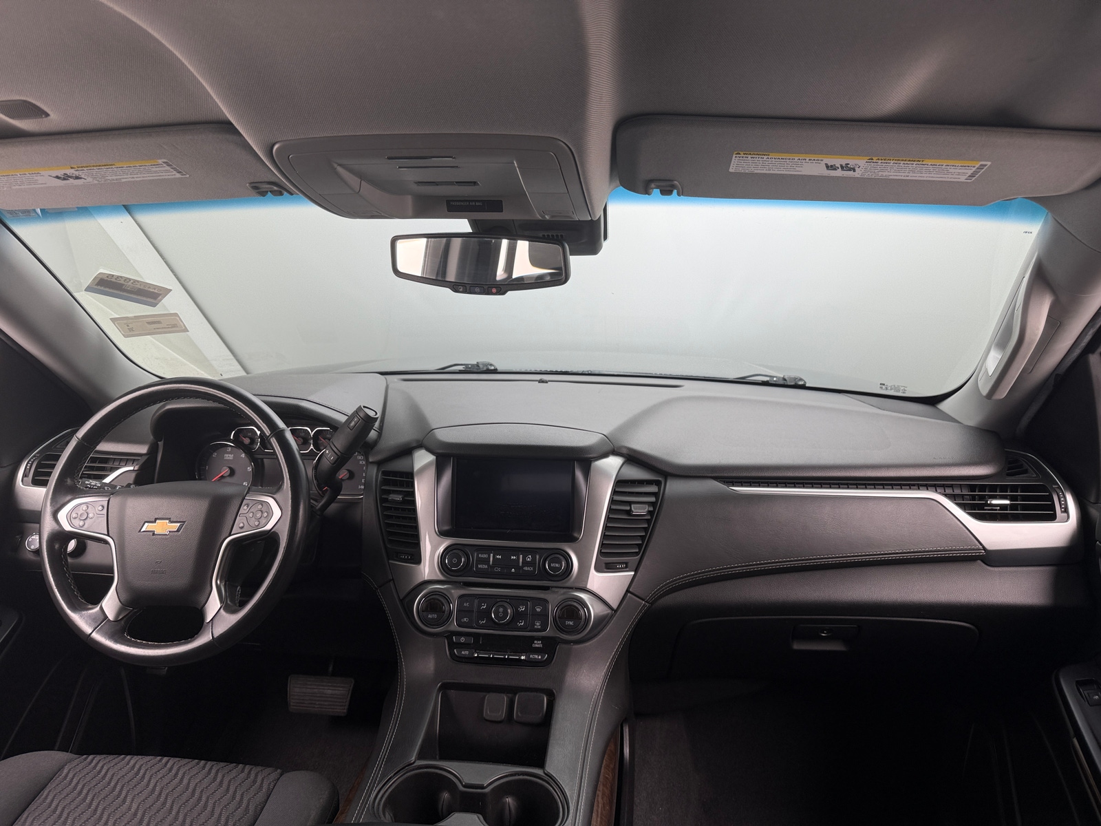 Thumbnail: 2019 Chevrolet Tahoe - 3