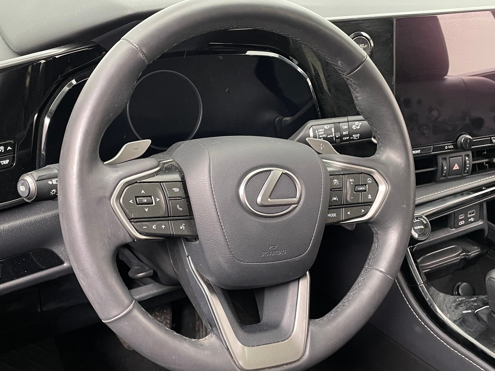 Thumbnail: 2024 Lexus NX - 4