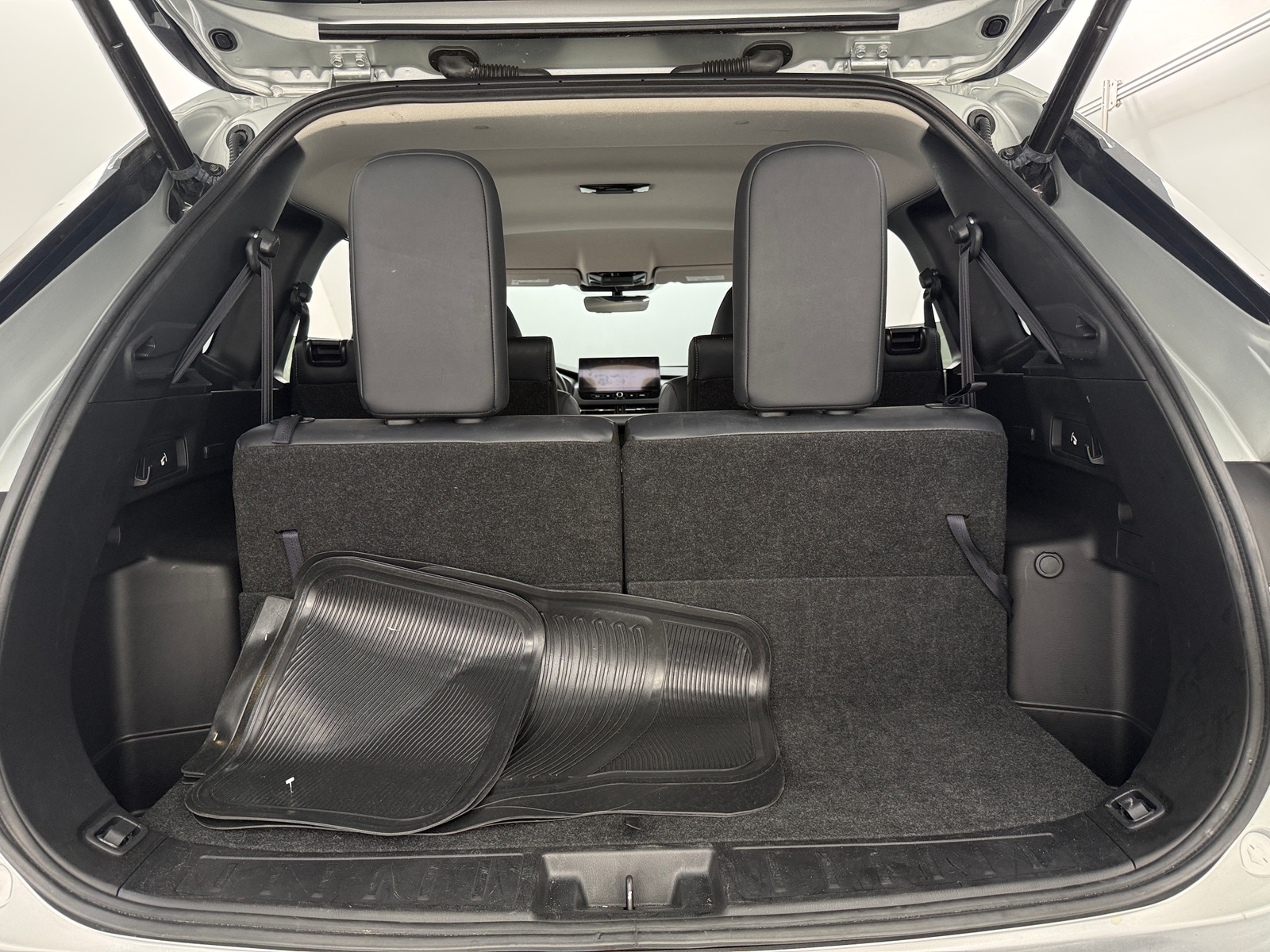 Thumbnail: 2025 Mitsubishi Outlander - 6