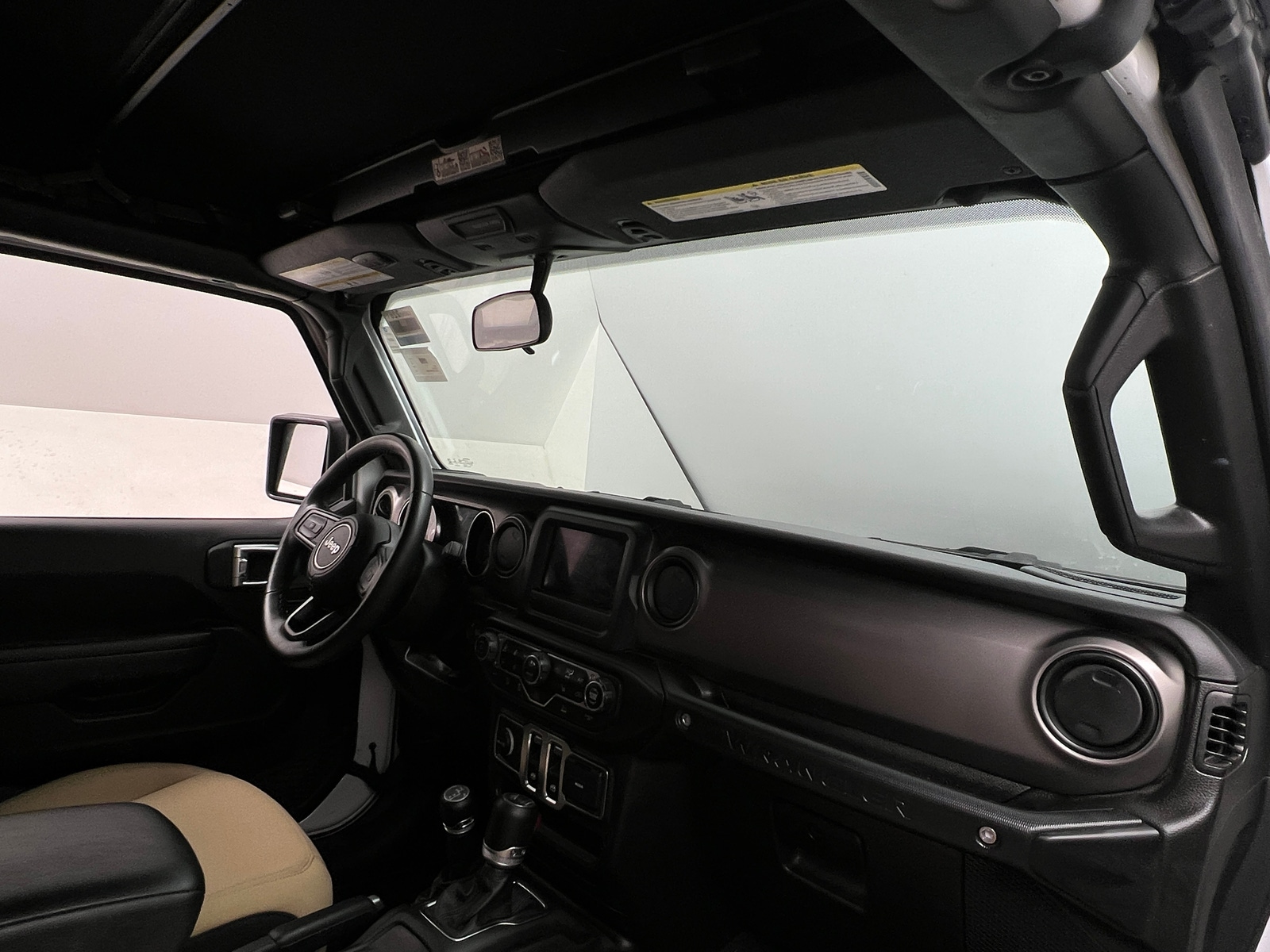 Thumbnail: 2022 Jeep Wrangler - 3