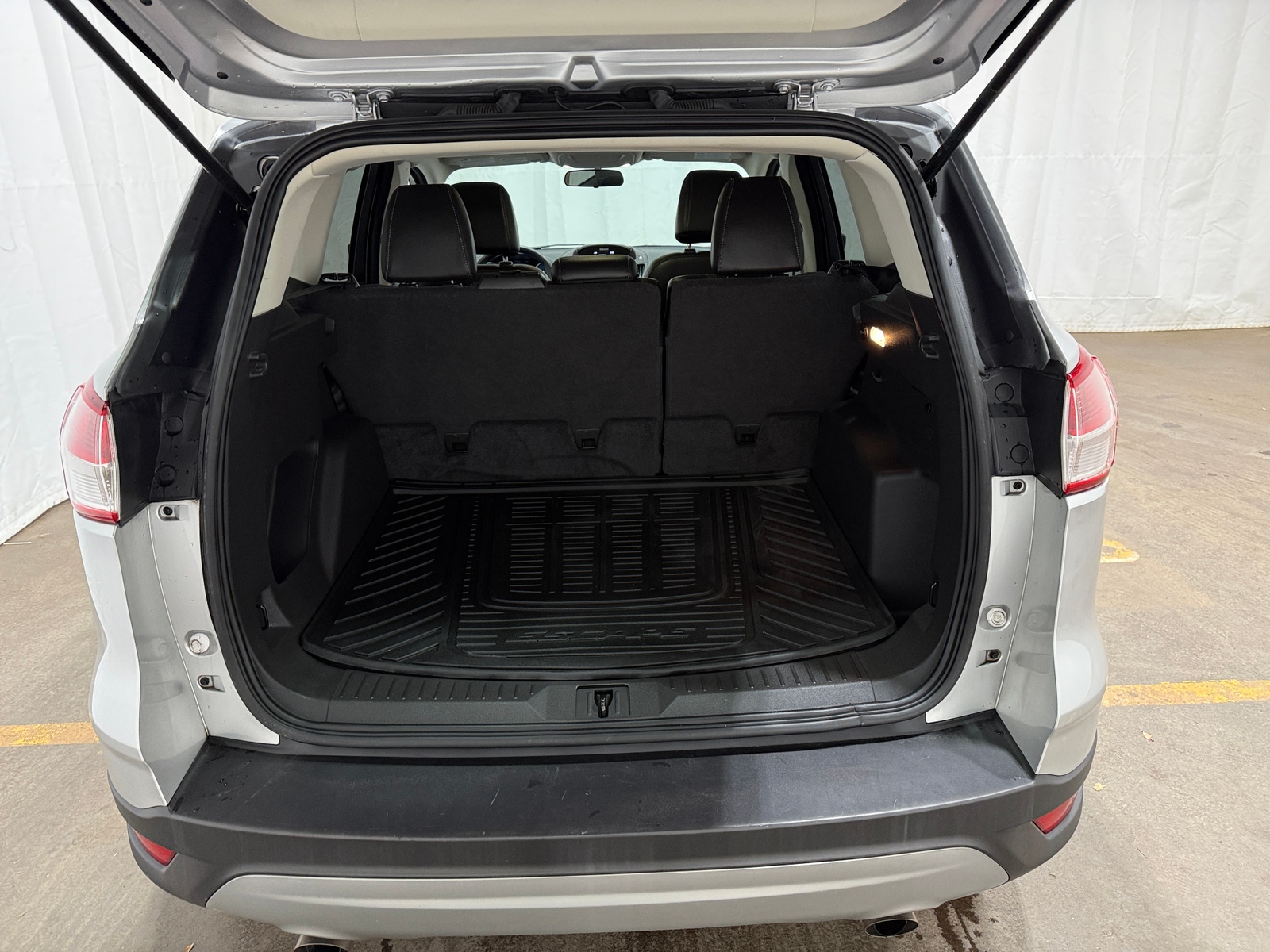 Thumbnail: 2016 Ford Escape - 6