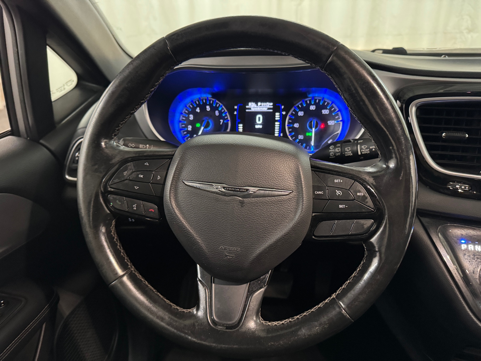 Thumbnail: 2019 Chrysler Pacifica - 5