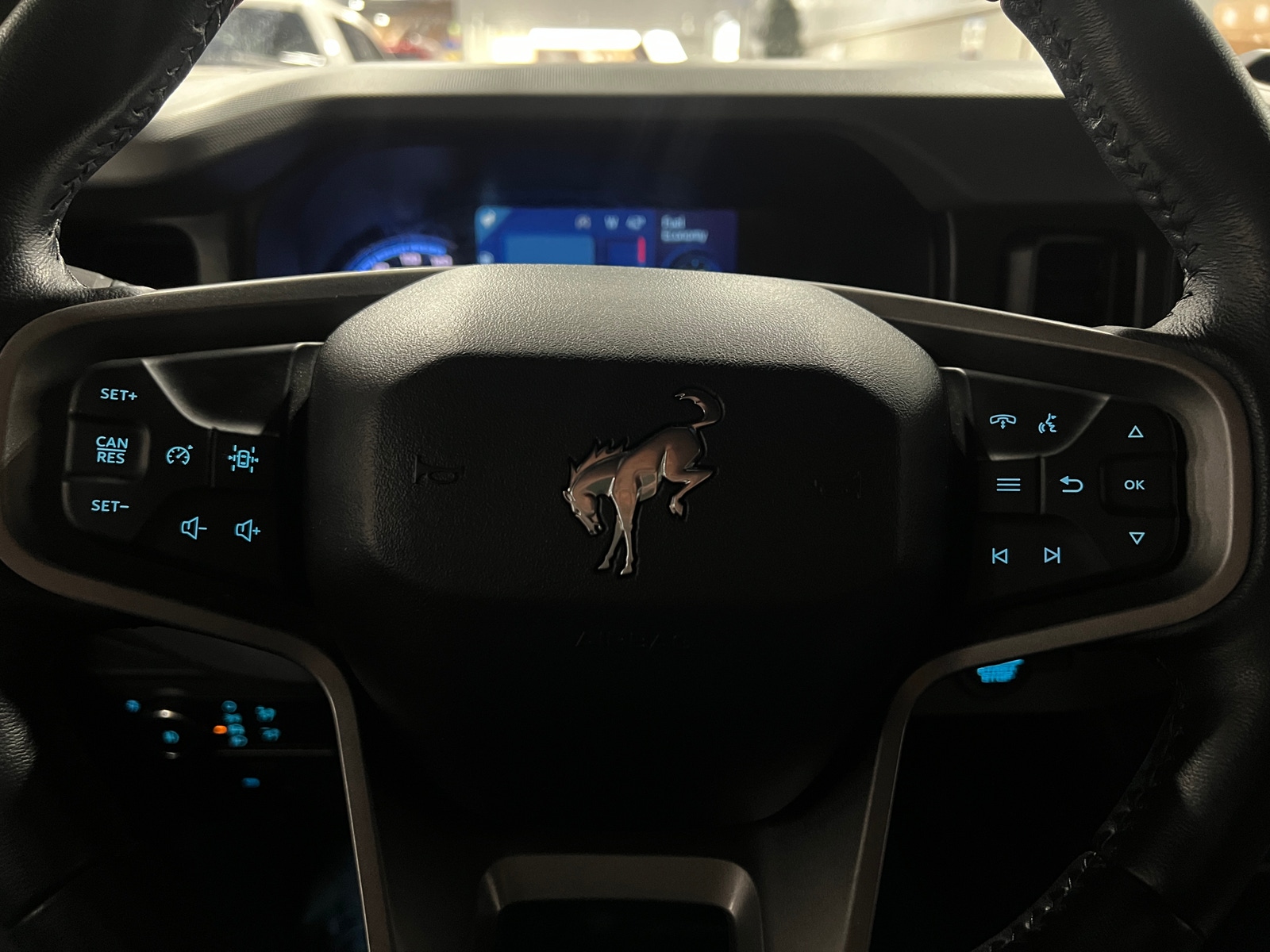 Thumbnail: 2022 Ford Bronco - 5