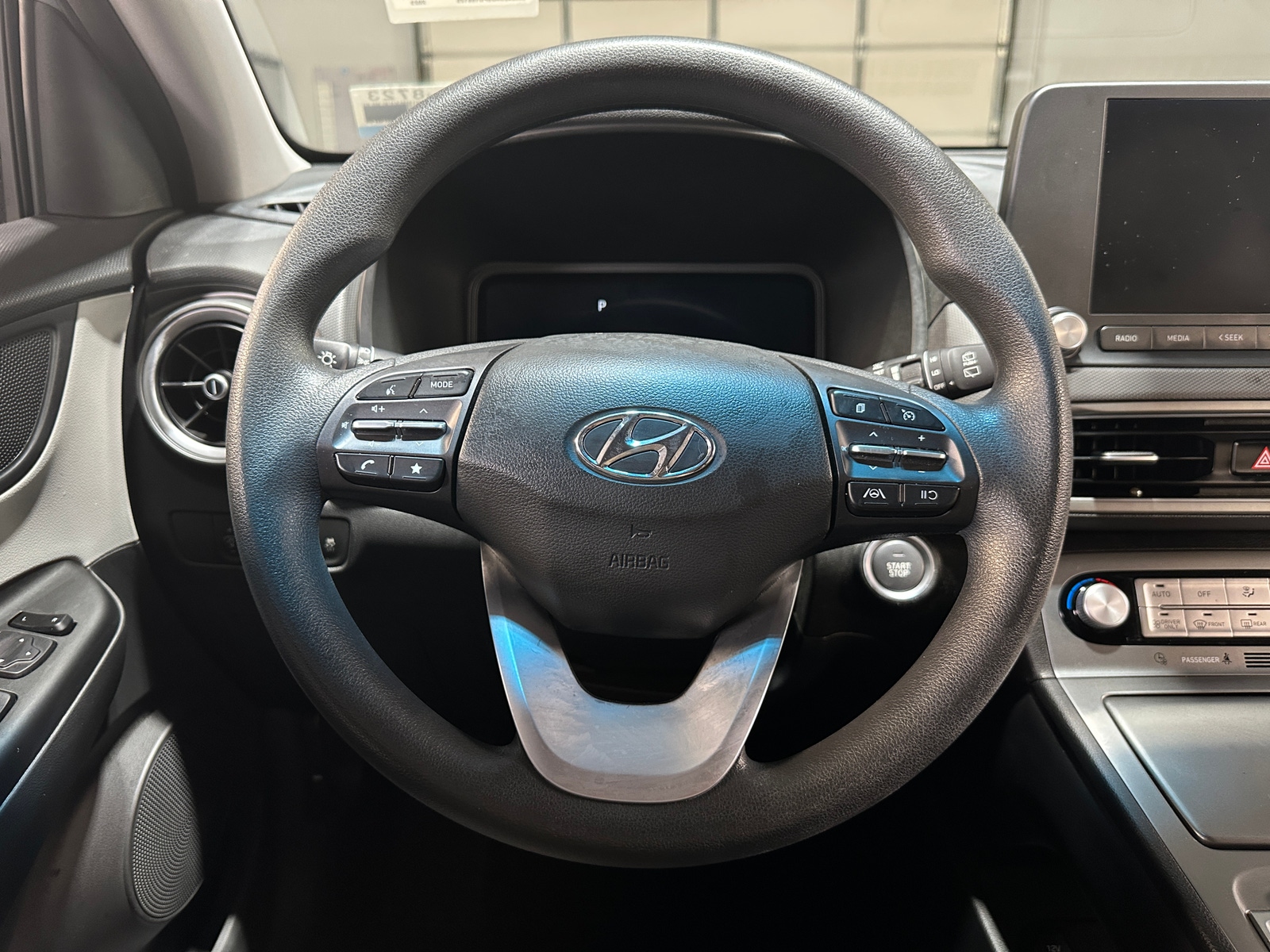 Thumbnail: 2023 Hyundai Kona - 5