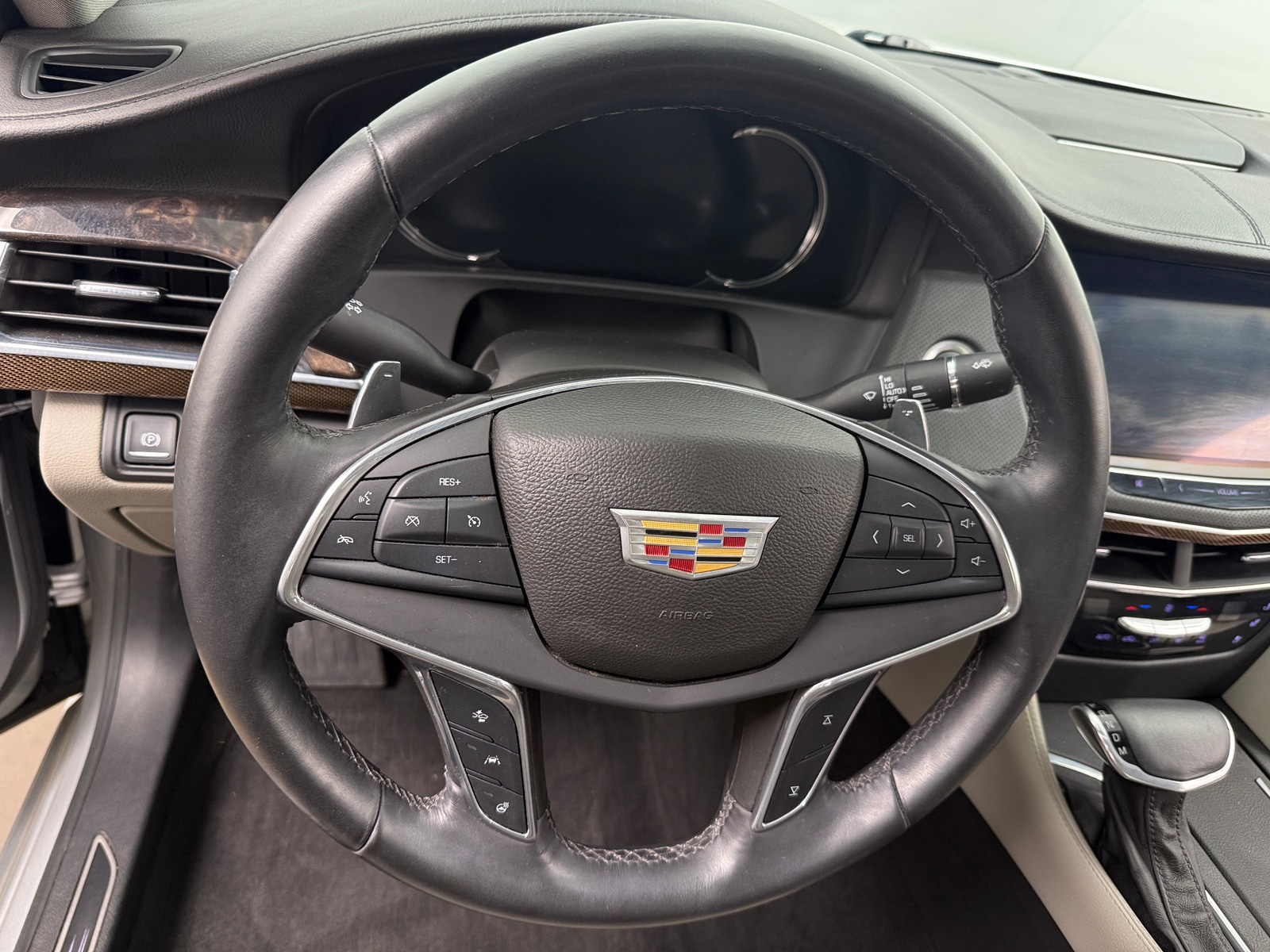 Thumbnail: 2017 Cadillac CT6 - 4