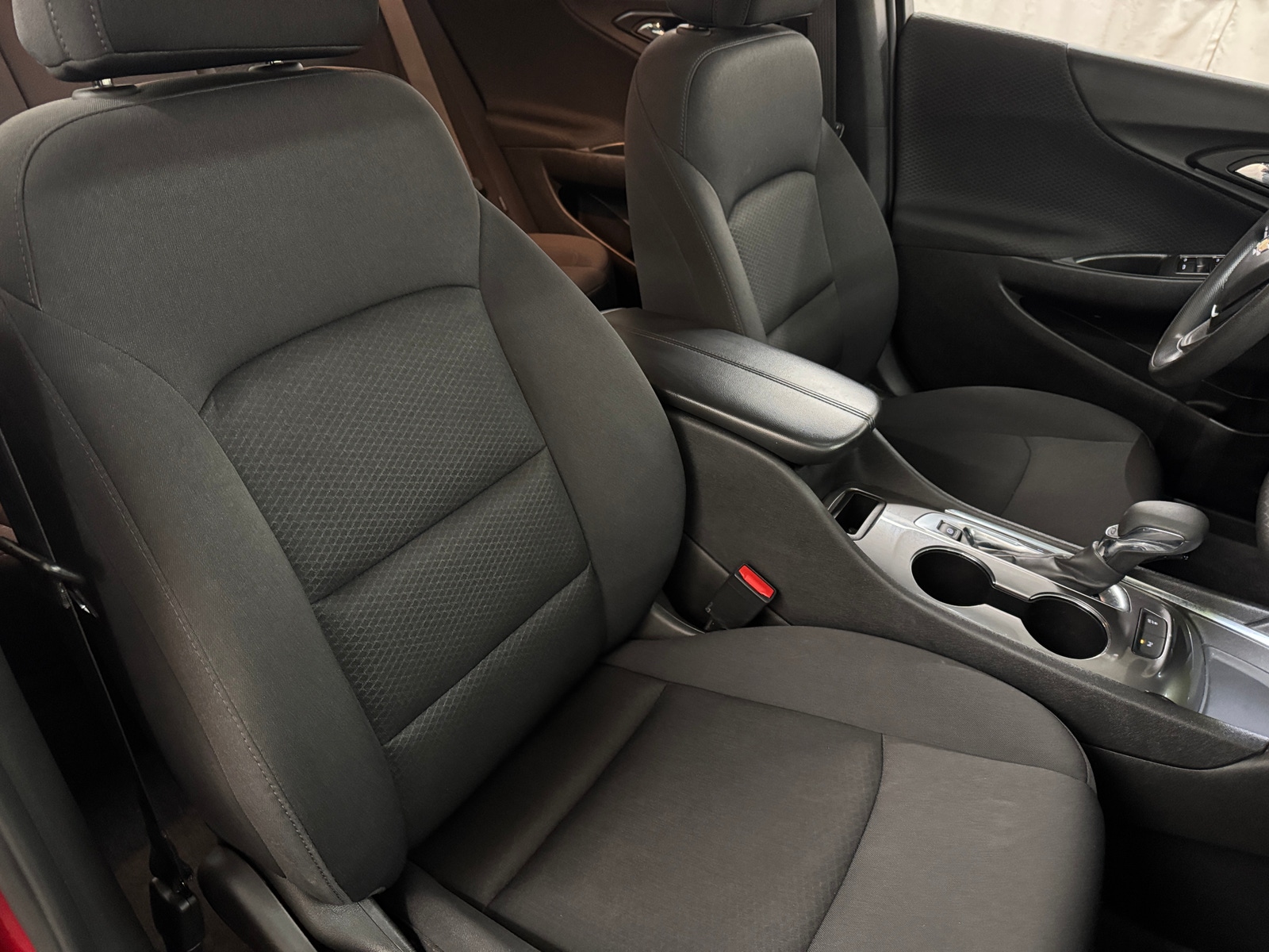 Thumbnail: 2024 Chevrolet Malibu - 2