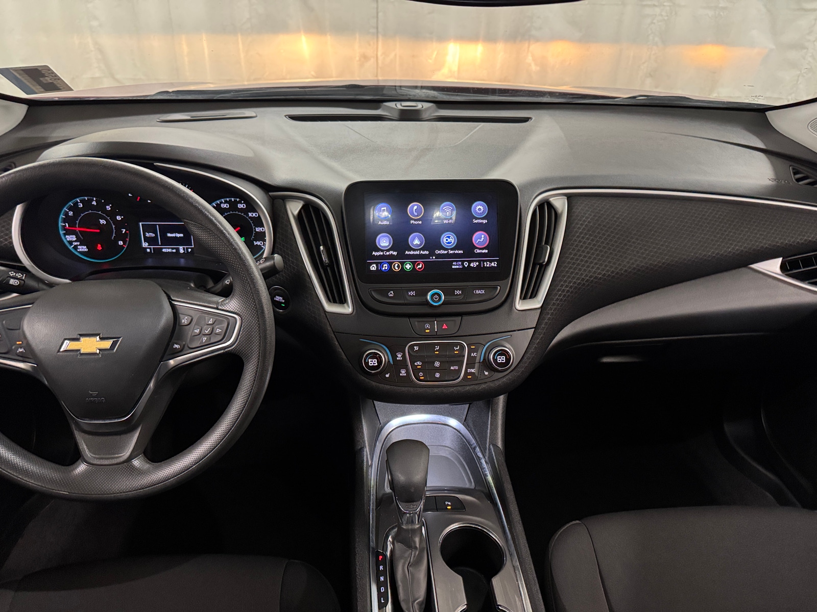 Thumbnail: 2024 Chevrolet Malibu - 3