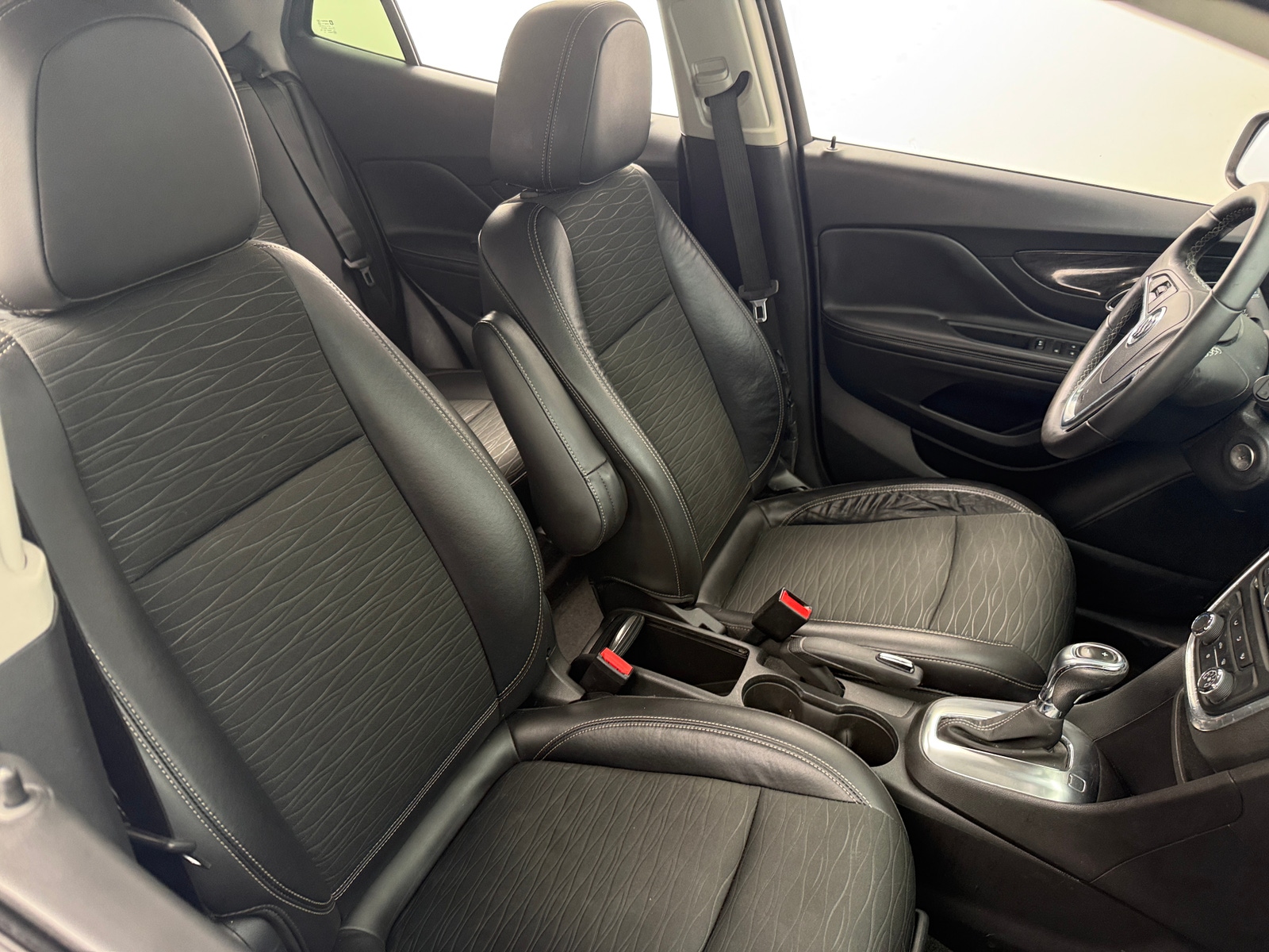 Thumbnail: 2015 Buick Encore - 2