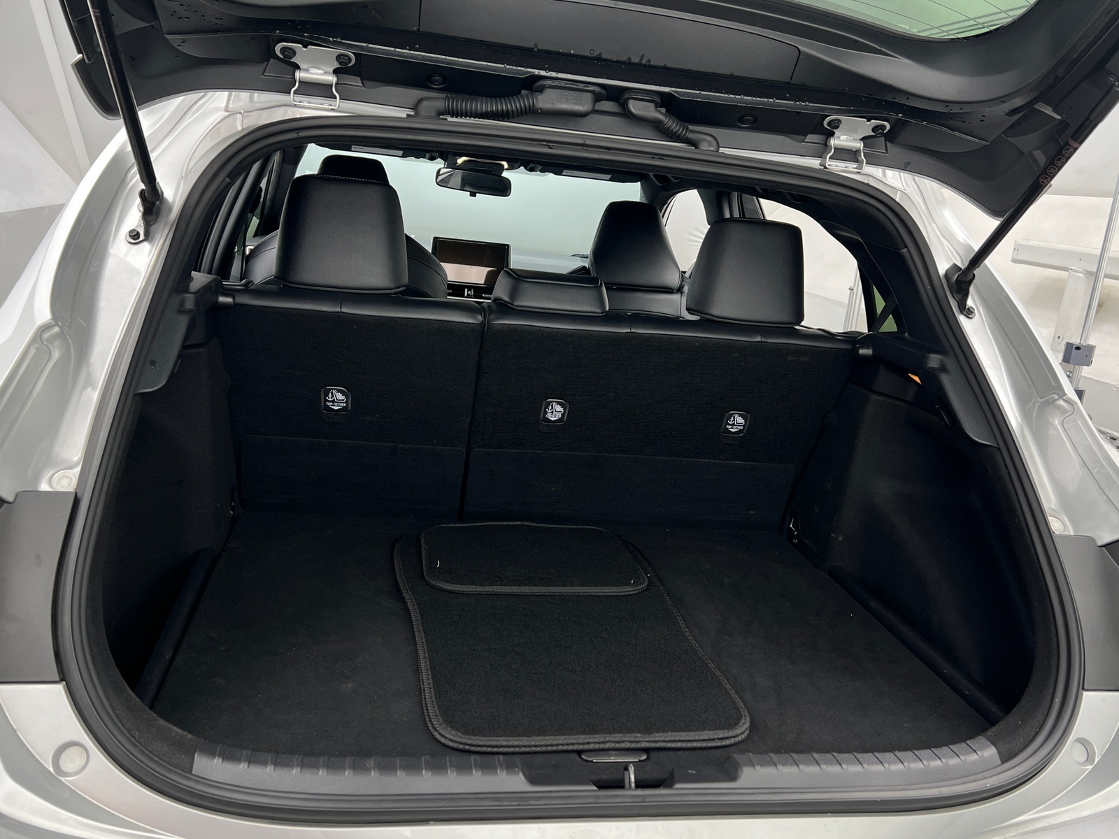 Thumbnail: 2024 Toyota Corolla - 6