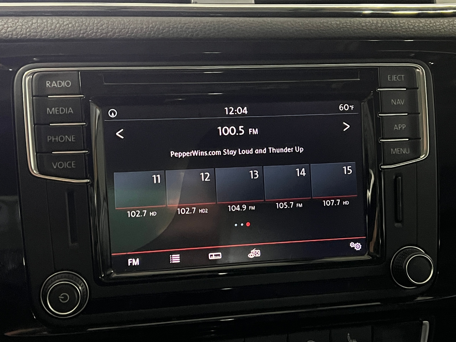 Thumbnail: 2018 Volkswagen Jetta - 3