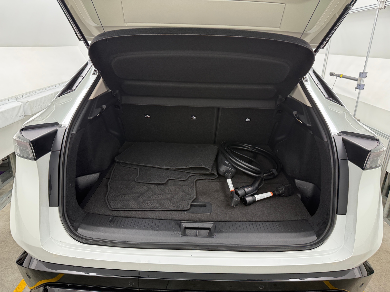 Thumbnail: 2024 Nissan Ariya - 6