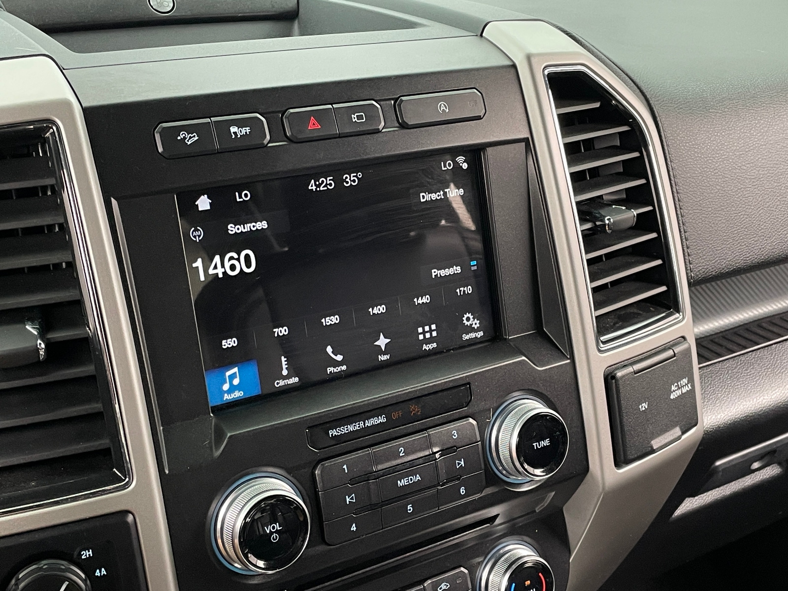 Thumbnail: 2018 Ford Econoline - 3