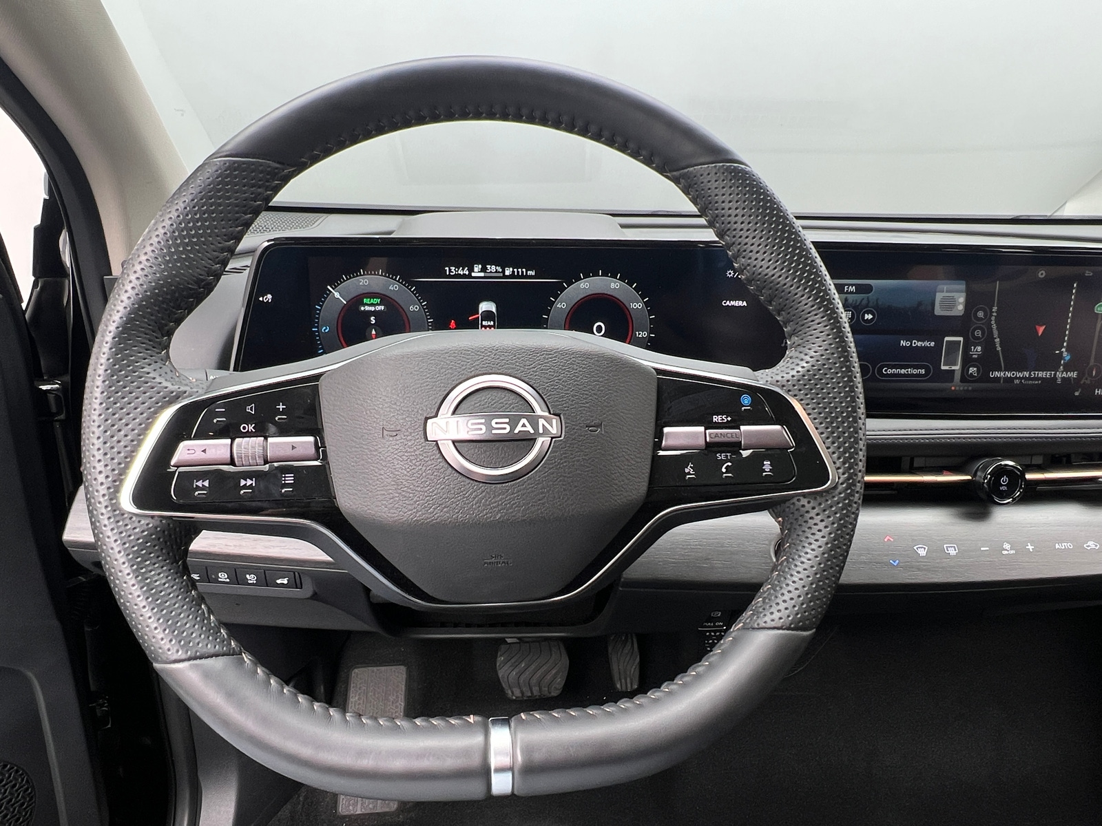 Thumbnail: 2024 Nissan Ariya - 4