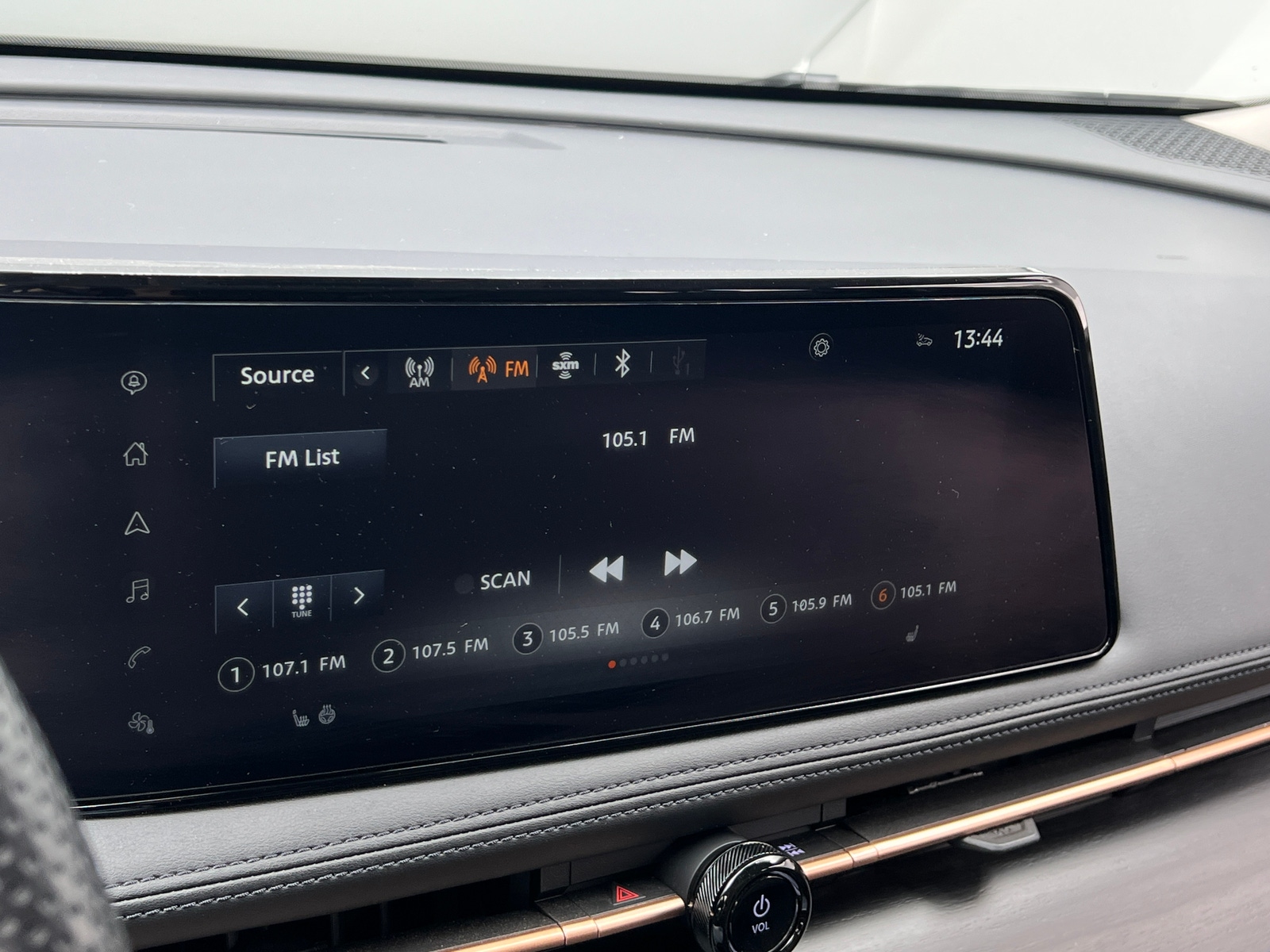 Thumbnail: 2024 Nissan Ariya - 3