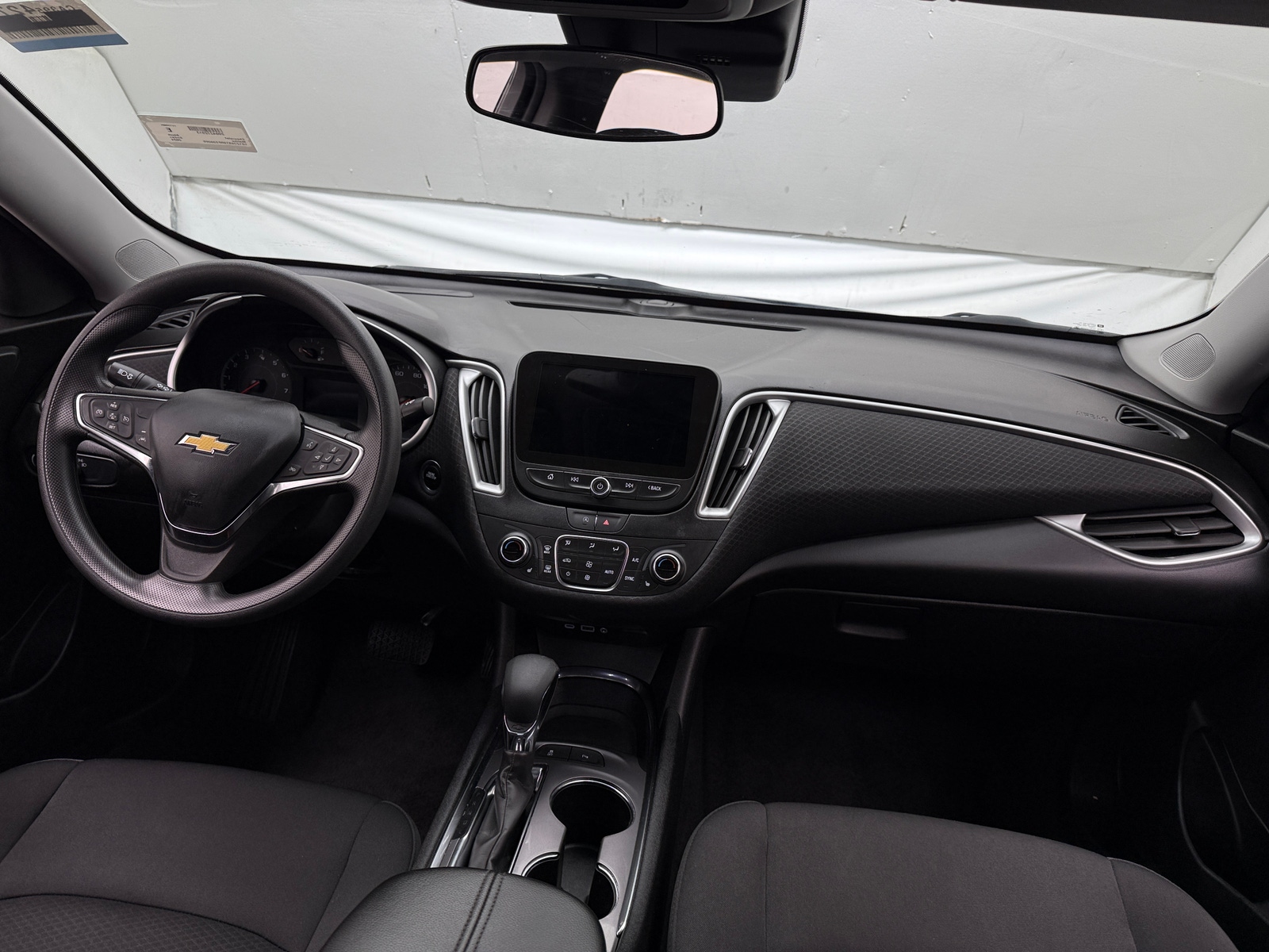 Thumbnail: 2024 Chevrolet Malibu - 3