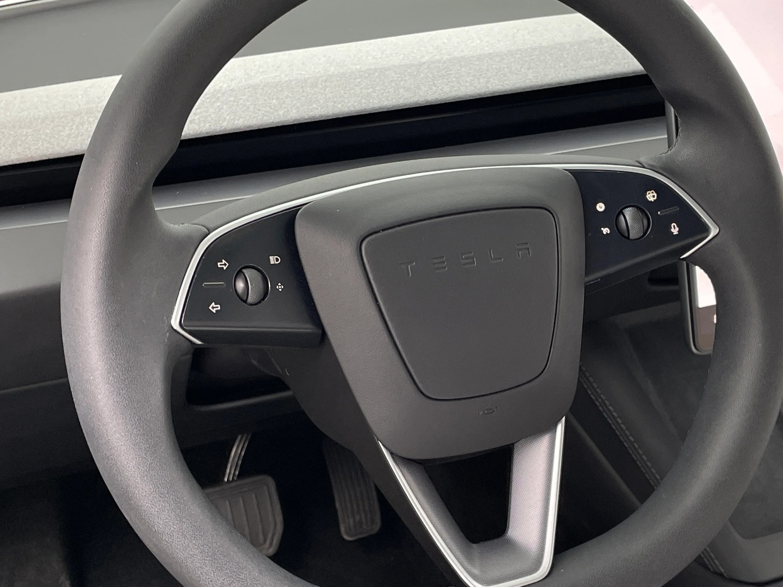 Thumbnail: 2024 Tesla Model 3 - 4