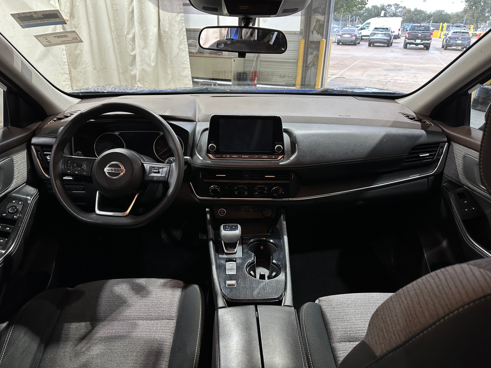 Thumbnail: 2021 Nissan Rogue - 3