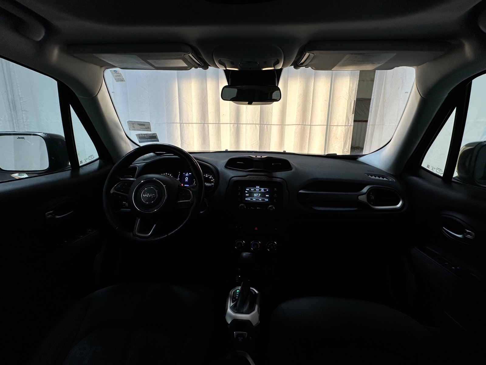 Thumbnail: 2017 Jeep Renegade - 3