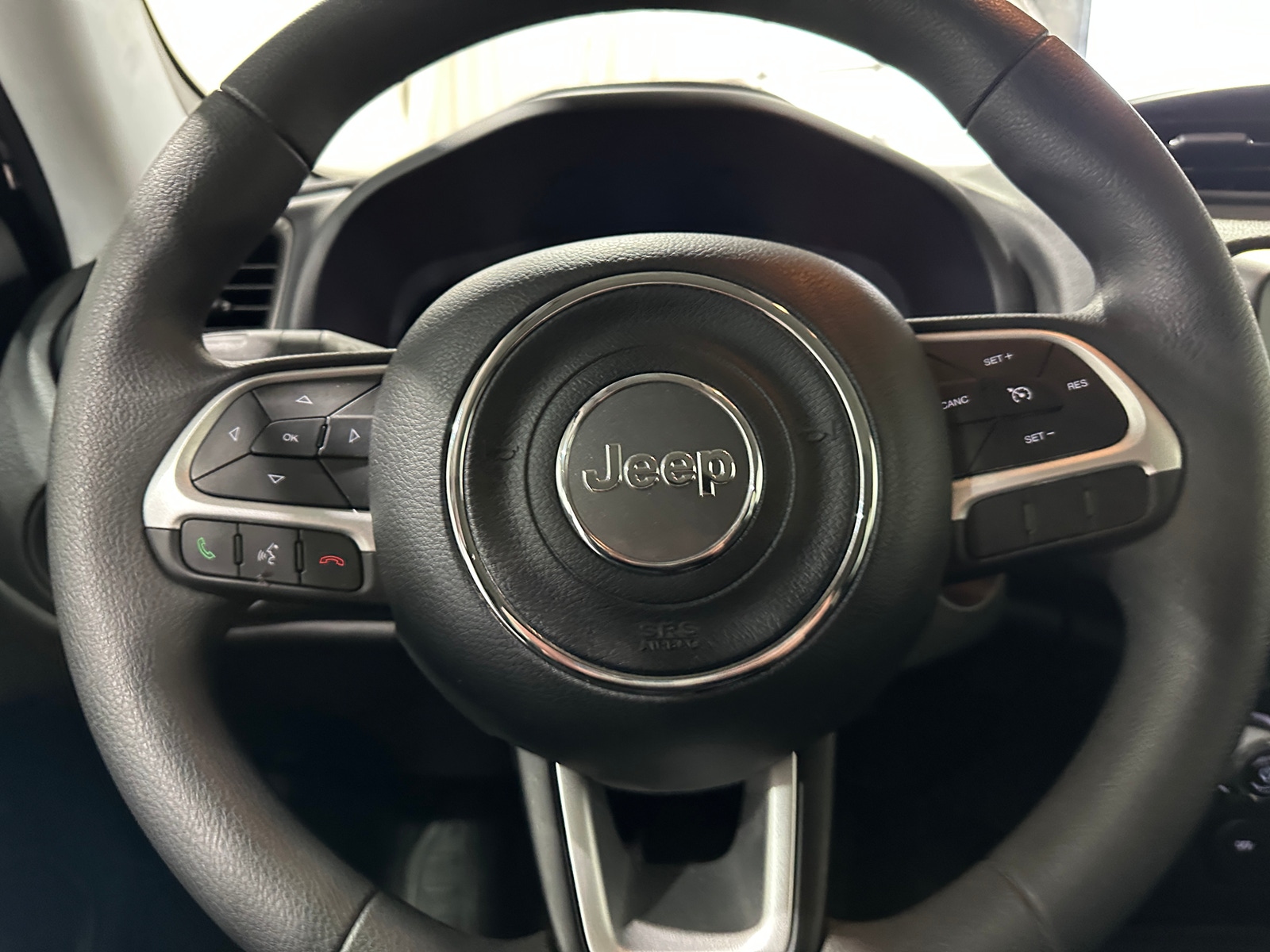 Thumbnail: 2023 Jeep Renegade - 5